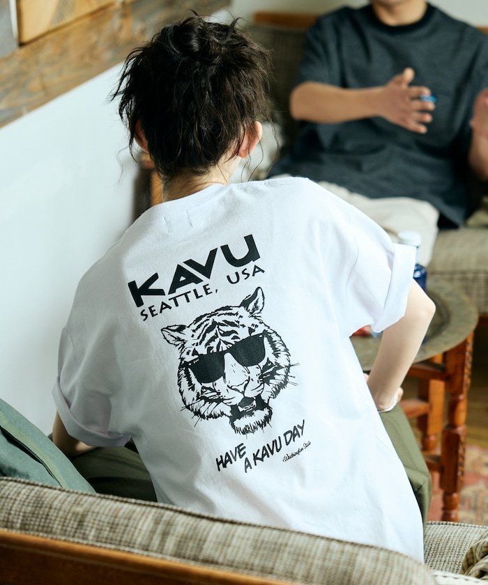 【フリークスストア/FREAK'S STORE】のKAVU×FREAK S STORE/カブ- 別注 バックデザイン 刺繍ワッペン クルーネック Tシャツ / TIGER【限定展開】 インテリア・キッズ・メンズ・レディースファッション・服の通販 founy(ファニー) ファッション Fashion レディースファッション Fashion for Women トップス・カットソー Cut & Sew Tops シャツ・ブラウス・オフィスカジュアル Elegant Blouses & Button-Ups ロングTシャツ・Tシャツ Longline T-Shirts & Tees バッグ Bags アウトドア Outdoor Clothing カーゴパンツ Cargo Pants, Utility Pants ショーツ Shorts, Short Pants シンプル Simple, Minimal デニム Denim, Jeans Material トレンド Trend, Trending Now 定番 Standard, Basic Item 人気 Popular, Best Seller ビッグ Big, Oversized フロント Front, Front Design ボトム Bottoms, Lower Wear 別注 Limited Edition, Custom Order ワイド Wide, Wide Fit ワンポイント One Point, Statement Accent S/S・春夏 SS, Spring/Summer, Warm Season おすすめ Recommended / Our Picks 夏 Summer 2026年 2026 ホワイト|ID: prp329100004863589 ipo3291000000036162572