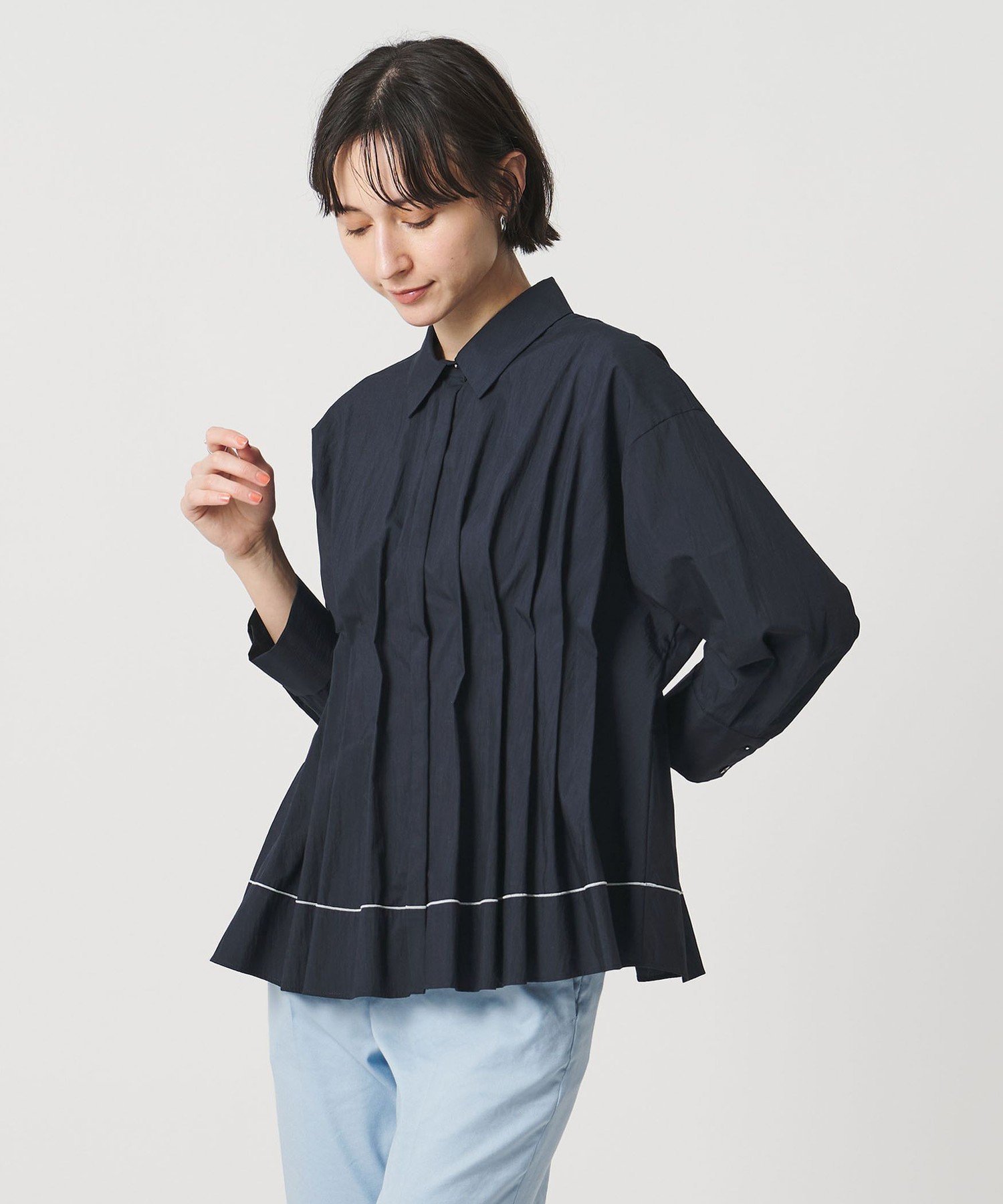 【ユナイテッドアローズ/UNITED ARROWS】のピンタック シャツブラウス インテリア・キッズ・メンズ・レディースファッション・服の通販 founy(ファニー) 　ファッション　Fashion　レディースファッション　Fashion for Women　トップス・カットソー　Cut & Sew Tops　シャツ・ブラウス・オフィスカジュアル　Elegant Blouses & Button-Ups　ヴィンテージ　Vintage Style　切替　Switching, Contrast Panel　タンブラー　Tumbler, Travel Mug　ワイド　Wide, Wide Fit　おすすめ　Recommended / Our Picks　NAVY|ID: prp329100004863605 ipo3291000000036164291