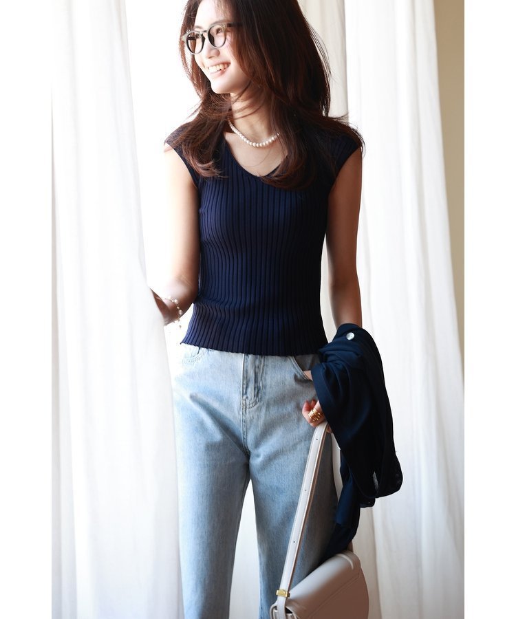 【セゾンドパピヨン/SAISON DE PAPILLON】のフレンチスリーブリブ切替サマーニットトップス インテリア・キッズ・メンズ・レディースファッション・服の通販 founy(ファニー) 　ファッション　Fashion　レディースファッション　Fashion for Women　トップス・カットソー　Cut & Sew Tops　ニット　Knit Tops & Sweaters　インナー　Innerwear　ウェーブ　Wavy Pattern　コンパクト　Compact, Small Size　切替　Switching, Contrast Panel　シンプル　Simple, Minimal　ジャケット　Jacket, Outerwear　スリーブ　Sleeve, Long Sleeve / Short Sleeve　フィット　Fit, Slim Fit　フレンチ　French, French Style　リブニット　Rib Knit, Ribbed Knit　おすすめ　Recommended / Our Picks　エレガント 上品　Elegant　ブルー系その他|ID: prp329100004863606 ipo3291000000036164342