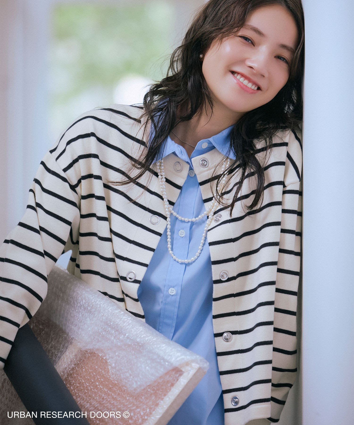 【アーバンリサーチ ドアーズ/URBAN RESEARCH DOORS】の『仁村紗和さん着用』『UR TECH 200日ニット』リングドットカーディガン インテリア・キッズ・メンズ・レディースファッション・服の通販 founy(ファニー) ファッション Fashion レディースファッション Fashion for Women トップス・カットソー Cut & Sew Tops ニット Knit Tops & Sweaters カーディガン・羽織り Layered Style Cardigans カーディガン Cardigan, Knitwear ショート Short, Short Length スリーブ Sleeve, Long Sleeve / Short Sleeve ドット Polka Dot, Dot Pattern ワイド Wide, Wide Fit A/W・秋冬 Autumn/Winter 冬 Winter / This Winter おすすめ Recommended / Our Picks 2025年 2025 2025-2026秋冬・A/W Autumn/Winter 2025–26 AW25–26 OFF × BLK|ID: prp329100004863933 ipo3291000000036182546