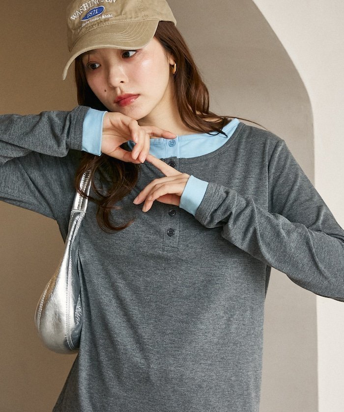 【フリークスストア/FREAK'S STORE】のヘンリーネック レイヤード ロンT 限定展開 インテリア・キッズ・メンズ・レディースファッション・服の通販 founy(ファニー) ファッション Fashion レディースファッション Fashion for Women トップス・カットソー Cut & Sew Tops ロングTシャツ・Tシャツ Longline T-Shirts & Tees 2026年 2026 インナー Innerwear シンプル Simple, Minimal トレンド Trend, Trending Now バランス Balance, Style Balance ベスト Vest, Waistcoat ロング Long, Long-Length 夏 Summer S/S・春夏 SS, Spring/Summer, Warm Season チャコールグレー|ID: prp329100004863945 ipo3291000000036182964