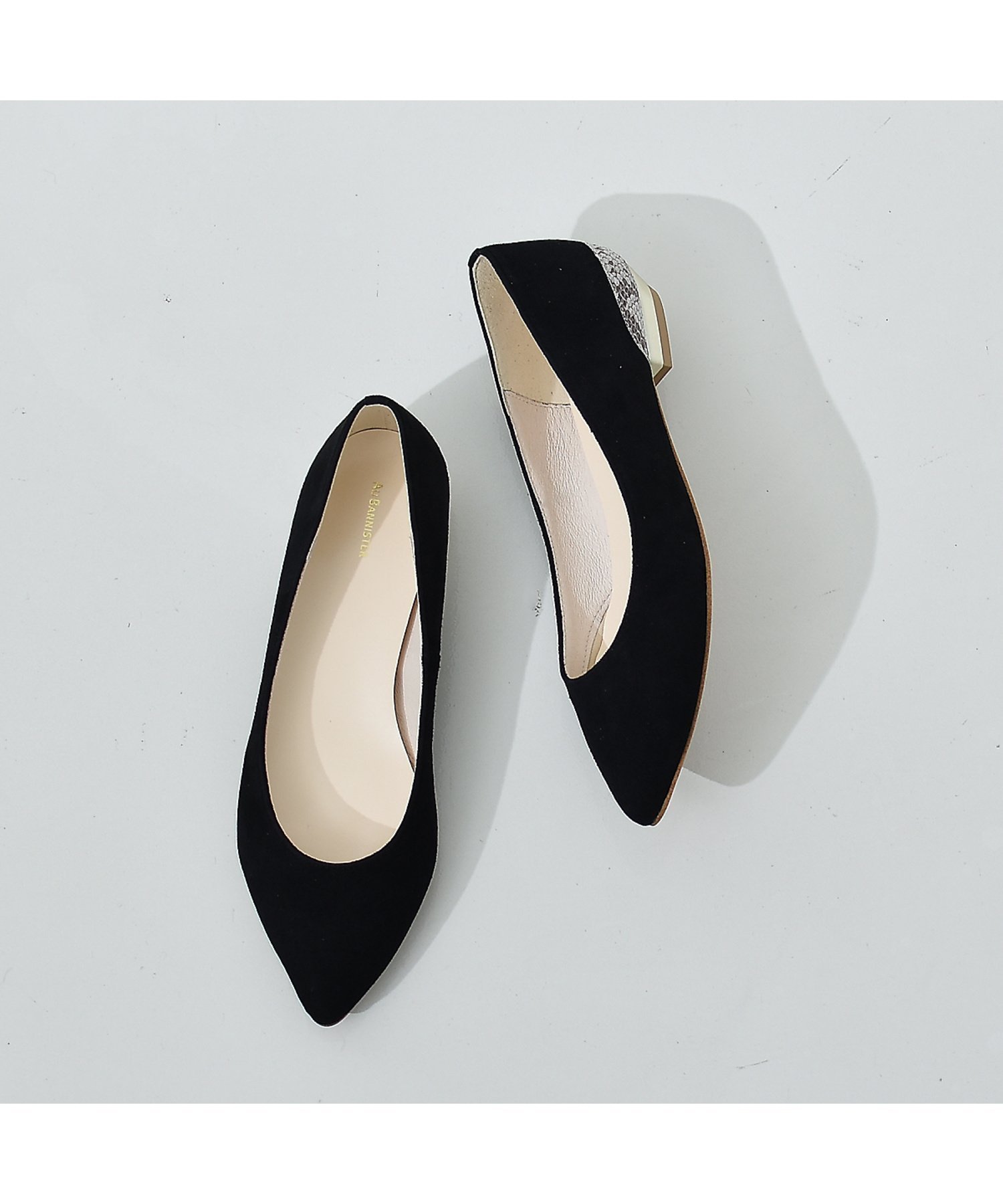 【オゥ バニスター/Au BANNISTER】の【累計10万足突破!】ボロネーゼカッターパンプス インテリア・キッズ・メンズ・レディースファッション・服の通販 founy(ファニー) 　ファッション　Fashion　レディースファッション　Fashion for Women　コレクション　Collection, Seasonal Line　フラット　Flat, Flat Shoes　ベーシック　Basic, Essential　人気　Popular, Best Seller　今季　This Season, Current Season　定番　Standard, Basic Item　ビジネス 仕事 通勤　Business / Work / Commuting　ブラック|ID: prp329100004863999 ipo3291000000036184260