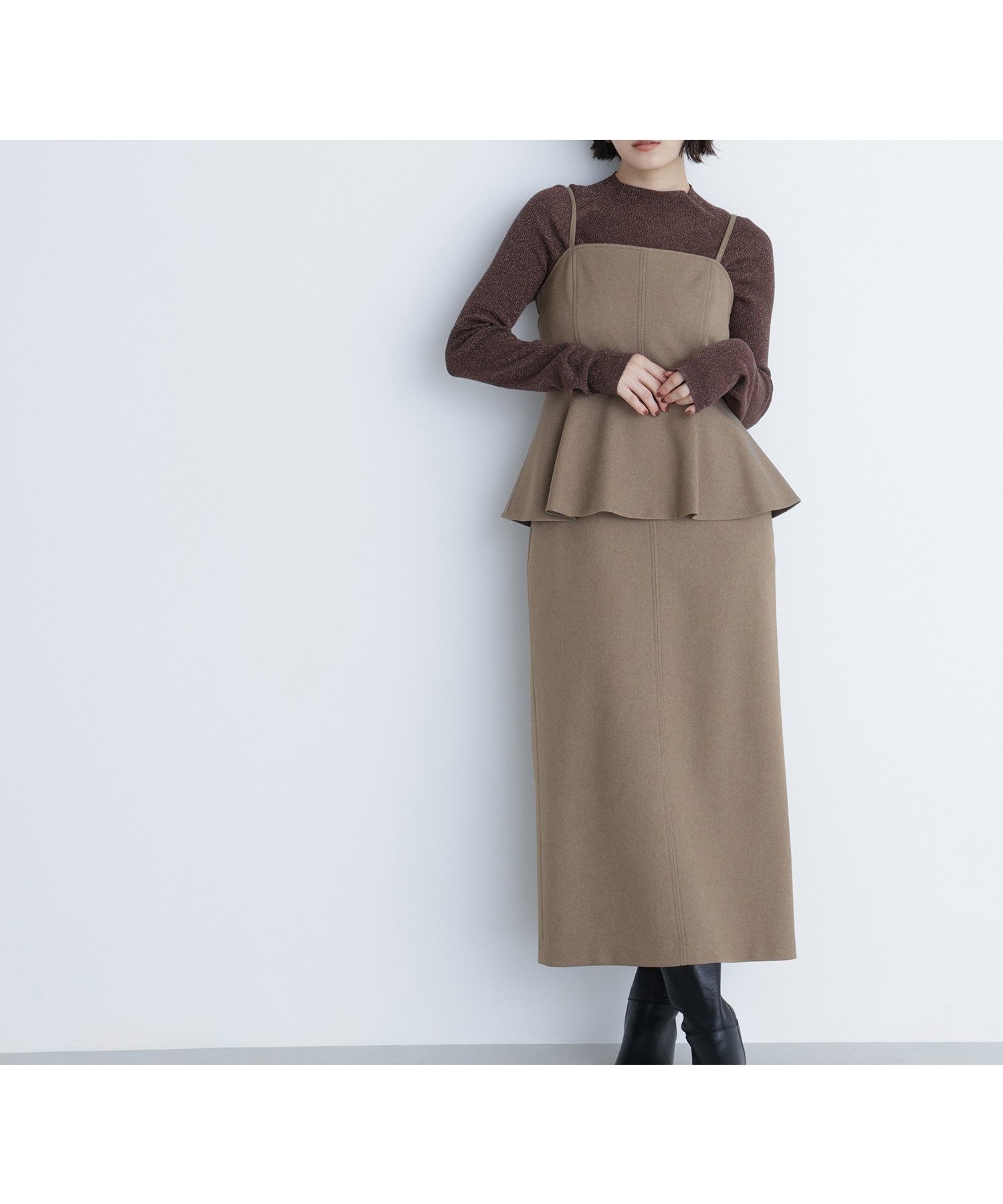 【ナチュラル ビューティー ベーシック/NATURAL BEAUTY BASIC】のペプラムキャミジャンスカ インテリア・キッズ・メンズ・レディースファッション・服の通販 founy(ファニー) 　ファッション　Fashion　レディースファッション　Fashion for Women　トップス・カットソー　Cut & Sew Tops　キャミソール&ノースリーブ　Camisoles & Sleeveless Tops　スリット　Slit, Slit Detail　フィット　Fit, Slim Fit　ペプラム　Peplum, Flared Hem　ロング　Long, Long-Length　エレガント 上品　Elegant　ベージュ|ID: prp329100004864596 ipo3291000000036204716