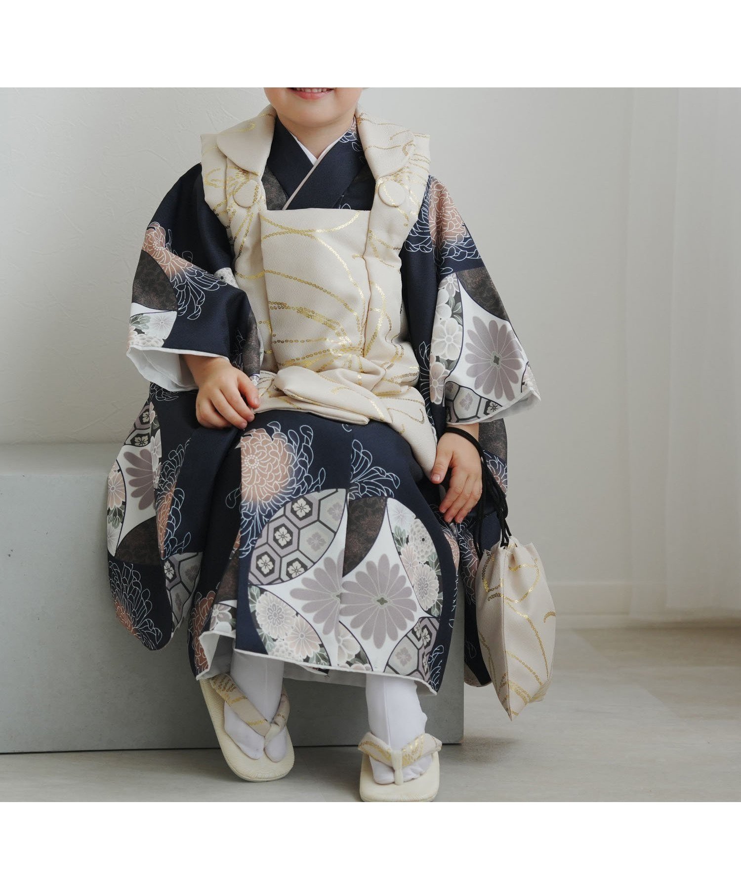 【ウタタネ/utatane / KIDS】のひよこ商店 七五三 着物 3歳 男の子 被布フルセット ベージュ金彩*紺七宝 人気、トレンドファッション・服の通販 founy(ファニー) 　ファッション　Fashion　キッズファッション　Fashion for Kids　人気　Popular, Best Seller　 other-1|ID: prp329100004864659 ipo3291000000036205947