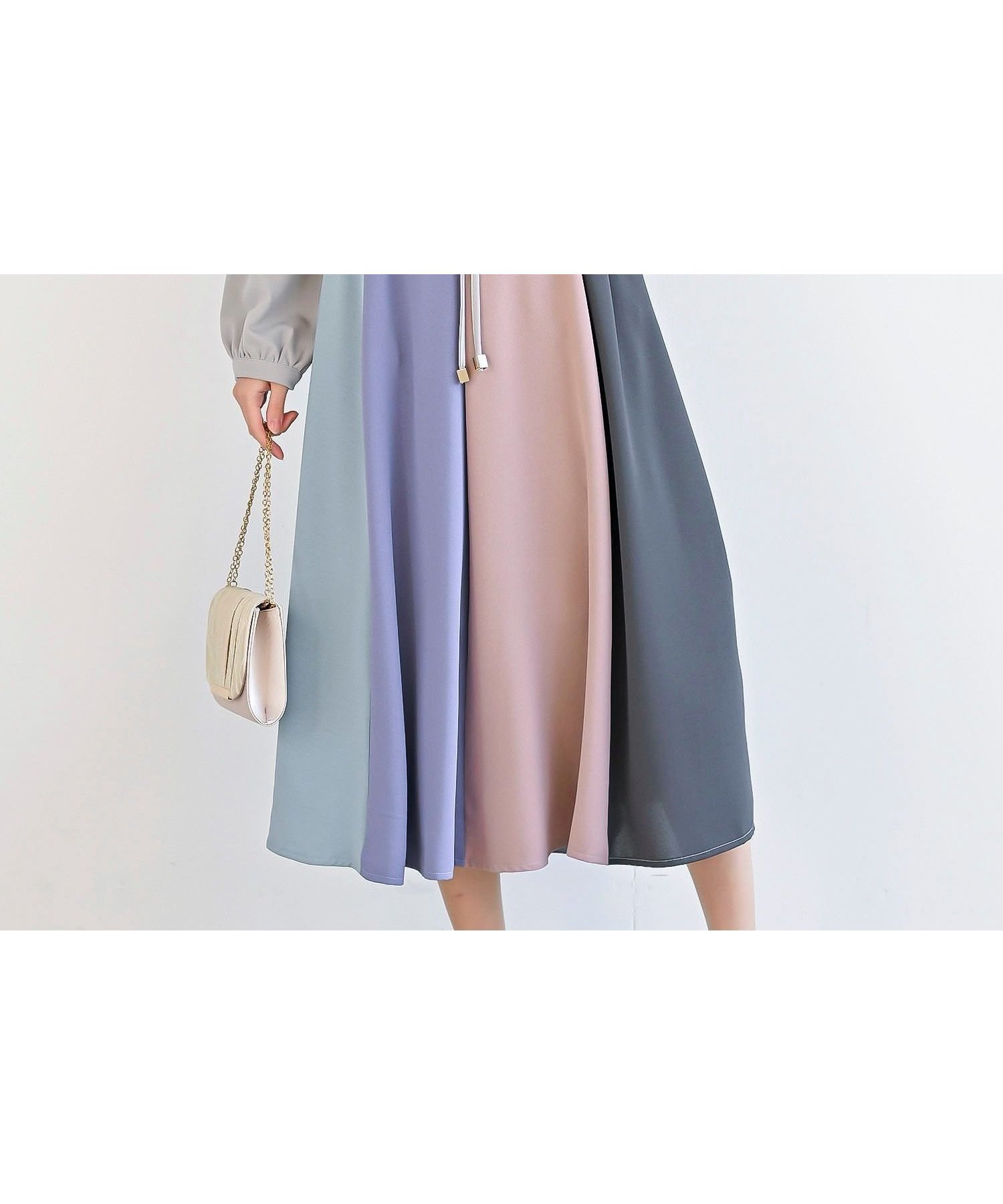 【アールピーエス/rps】のカラフルパッチワークドッキングワンピース インテリア・キッズ・メンズ・レディースファッション・服の通販 founy(ファニー) 　ファッション　Fashion　レディースファッション　Fashion for Women　ワンピース　Dresses　カラフル　Colorful Design　ジョーゼット　Georgette, Semi-Sheer Fabric　ストレッチ　Stretch, Stretchy Fabric　ドッキング　Docking, Mixed Material　パッチワーク　Patchwork, Mixed Fabric　リボン　Ribbon, Bow　再入荷　Restock / Back in Stock　無地　Plain, Solid Color　ライトグレー|ID: prp329100004864679 ipo3291000000036206447