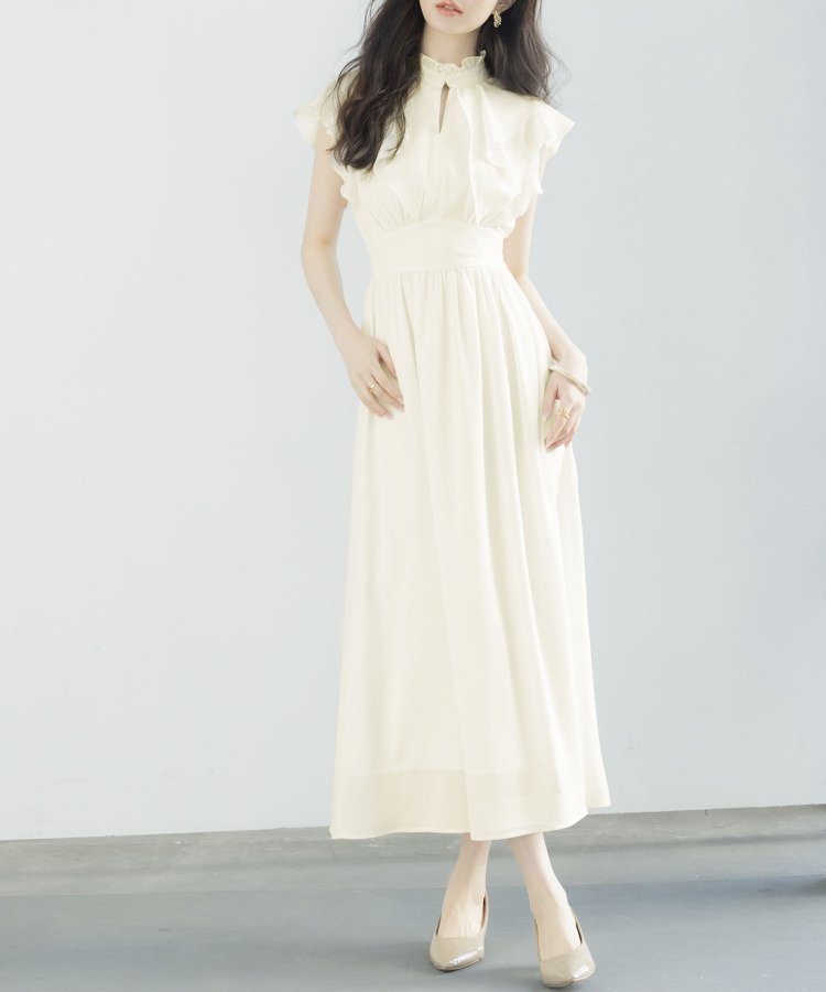 【セゾンドパピヨン/SAISON DE PAPILLON】のフリルカラーロング丈ジョゼットワンピース インテリア・キッズ・メンズ・レディースファッション・服の通販 founy(ファニー) 　ファッション　Fashion　レディースファッション　Fashion for Women　ワンピース　Dresses　くるぶし　Ankle-Length　切替　Switching, Contrast Panel　スタンド　Stand Collar, Upright Stand　スニーカー　Sneakers, Trainers　ティアード　Tiered, Tiered Style　バランス　Balance, Style Balance　フリル　Frill, Ruffle　ロング　Long, Long-Length　エレガント 上品　Elegant　アイボリー|ID: prp329100004864852 ipo3291000000036208982
