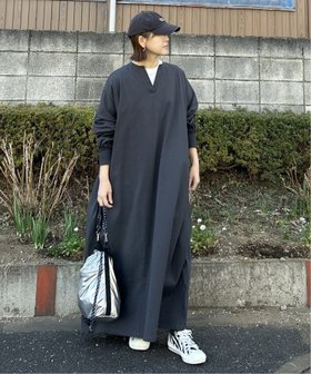 【ノッチ/notch】の【notch. by KR 】キーネックビッグワンピース 人気、トレンドファッション・服の通販 founy(ファニー) ファッション Fashion レディースファッション Fashion for Women ワンピース Dresses キャップ Cap, Baseball Cap コラボ Collaboration, Collab シンプル Simple, Minimal スリーブ Sleeve, Long Sleeve / Short Sleeve デニム Denim, Jeans Material 人気 Popular, Best Seller バランス Balance, Style Balance リラックス Relax, Relaxed Fit ロング Long, Long-Length おすすめ Recommended / Our Picks |ID:prp329100004864862