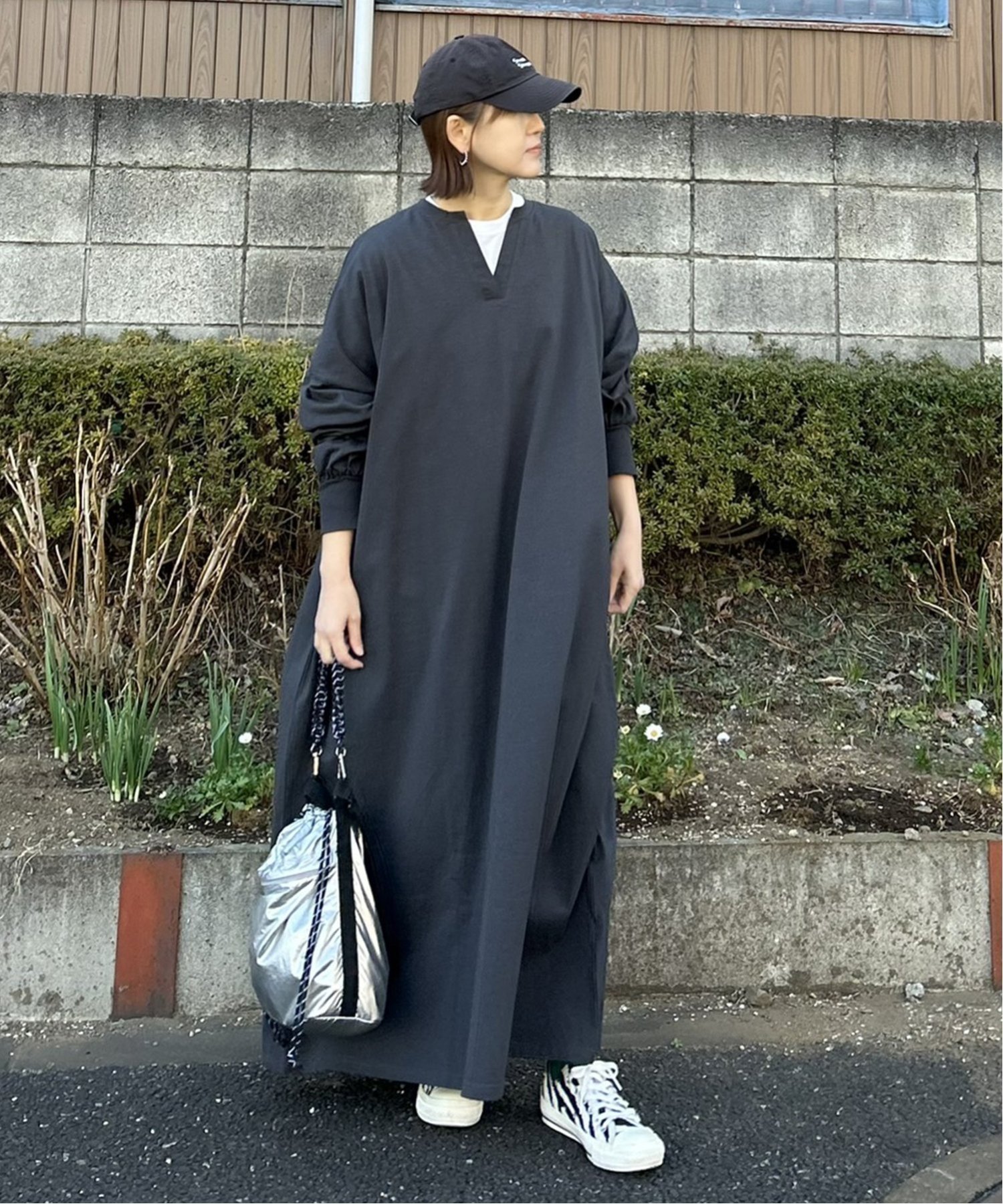【ノッチ/notch】の【notch. by KR 】キーネックビッグワンピース 人気、トレンドファッション・服の通販 founy(ファニー) 　ファッション　Fashion　レディースファッション　Fashion for Women　ワンピース　Dresses　キャップ　Cap, Baseball Cap　コラボ　Collaboration, Collab　シンプル　Simple, Minimal　スリーブ　Sleeve, Long Sleeve / Short Sleeve　デニム　Denim, Jeans Material　人気　Popular, Best Seller　バランス　Balance, Style Balance　リラックス　Relax, Relaxed Fit　ロング　Long, Long-Length　おすすめ　Recommended / Our Picks　 other-1|ID: prp329100004864862 ipo3291000000036209140