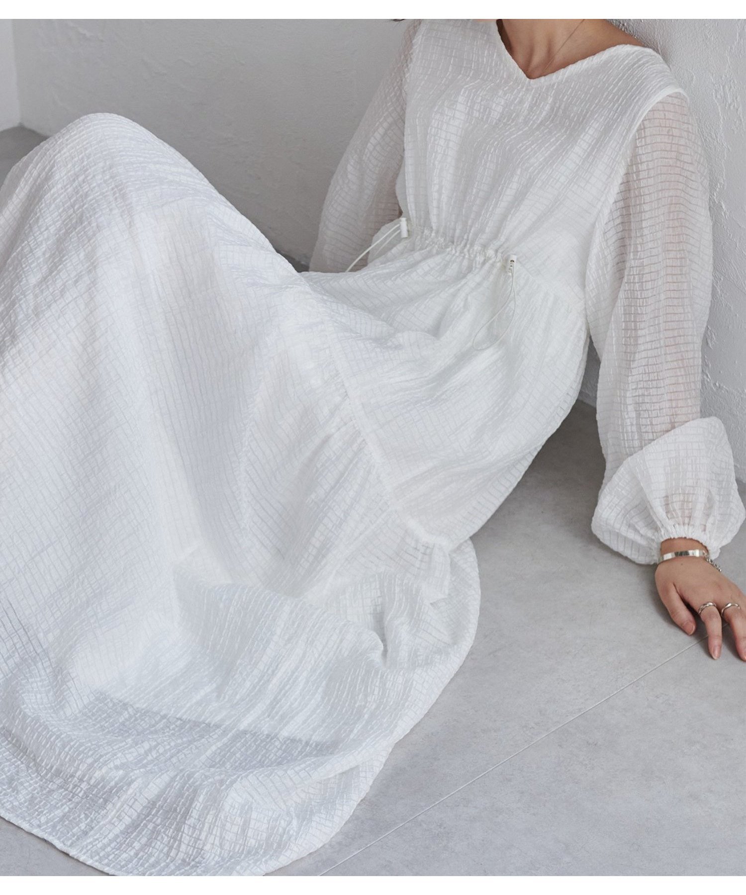 【ラナン/Ranan】のRanan/シアーチェックドロストギャザーティアードワンピース インテリア・キッズ・メンズ・レディースファッション・服の通販 founy(ファニー) 　ファッション　Fashion　レディースファッション　Fashion for Women　ワンピース　Dresses　ティアード　Tiered, Tiered Style　ポケット　Pocket, Pocket Detail　ホワイト|ID: prp329100004864889 ipo3291000000036209607