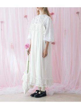 【サマンサモスモス/Samansa Mos2】の【WHITE COLLECTION】スカラップ刺繍キャミワンピース 人気、トレンドファッション・服の通販 founy(ファニー) ファッション Fashion レディースファッション Fashion for Women ワンピース Dresses キャミソールワンピース Camisole Dresses アンティーク Antique-Inspired キャミワンピース Cami Dress, Slip Dress スカラップ Scallop, Scalloped Edge レース Lace, Lace Fabric |ID:prp329100004865198