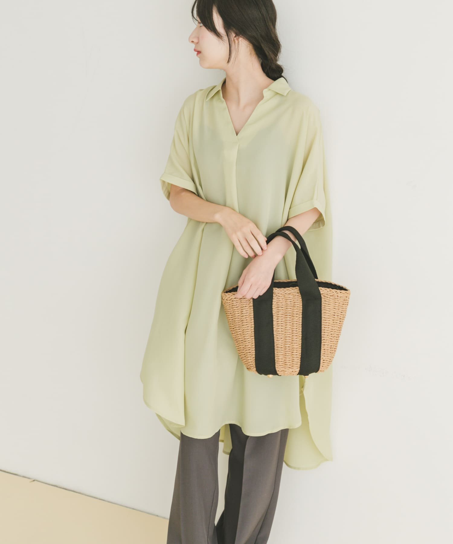 【アイテムズアーバンリサーチ/ITEMS URBAN RESEARCH】のスキッパーフレンチチュニック インテリア・キッズ・メンズ・レディースファッション・服の通販 founy(ファニー) 　ファッション　Fashion　レディースファッション　Fashion for Women　トップス・カットソー　Cut & Sew Tops　2025年　2025　2025春夏・S/S　Spring/Summer 2025 SS25　お家時間・ステイホーム　Stay Home / At Home　シンプル　Simple, Minimal　スキッパー　Skipper, Open Collar　スリーブ　Sleeve, Long Sleeve / Short Sleeve　チュニック　Tunic, Long Top　フレンチ　French, French Style　リラックス　Relax, Relaxed Fit　夏　Summer　S/S・春夏　SS, Spring/Summer, Warm Season　MNT|ID: prp329100004865321 ipo3291000000036213118