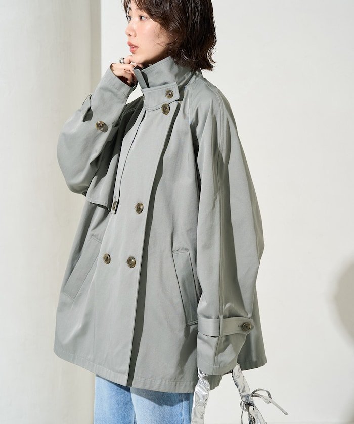 【フリークスストア/FREAK'S STORE】のショートトレンチ【限定展開】 インテリア・キッズ・メンズ・レディースファッション・服の通販 founy(ファニー) 　ファッション　Fashion　レディースファッション　Fashion for Women　2026年　2026　おすすめ　Recommended / Our Picks　カフス　Cuff Design　ショート　Short, Short Length　スウェット / スエット　Sweatshirt, Sweatwear　スタンド　Stand Collar, Upright Stand　デニム　Denim, Jeans Material　トレンチ　Trench, Trench Coat　ビッグ　Big, Oversized　フレア　Flare, Flared　フロント　Front, Front Design　エレガント 上品　Elegant　夏　Summer　定番　Standard, Basic Item　春　Spring　S/S・春夏　SS, Spring/Summer, Warm Season　オリーブ|ID: prp329100004865456 ipo3291000000036214466