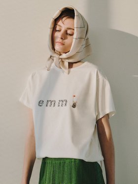 【エミ/emmi】の【emmi×Leo Lionni】emmiロゴグラフィックTシャツ 人気、トレンドファッション・服の通販 founy(ファニー) ファッション Fashion レディースファッション Fashion for Women トップス・カットソー Cut & Sew Tops シャツ・ブラウス・オフィスカジュアル Elegant Blouses & Button-Ups ロングTシャツ・Tシャツ Longline T-Shirts & Tees キャラクター Character, Licensed Characters グラフィック Graphic, Graphic Design コラボ Collaboration, Collab コレクション Collection, Seasonal Line スマート Smart, Elegant メッシュ Mesh, Net Fabric |ID:prp329100004865502