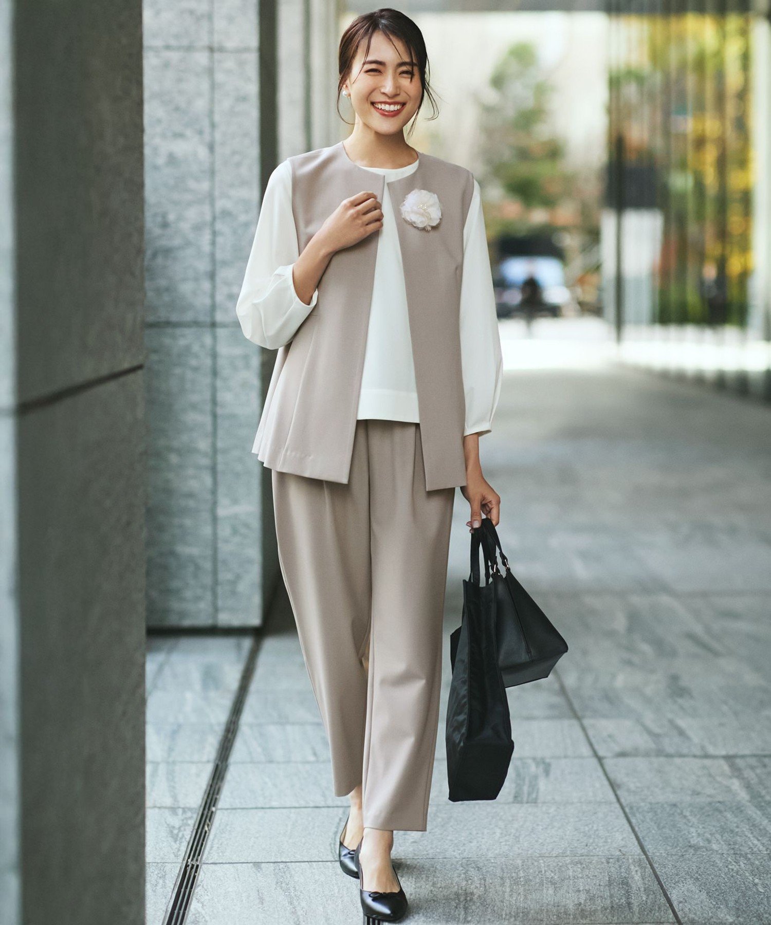 【エニー/ANY】の【3SET】セレモニー3点セット(ブラウス+ジレ+パンツ) インテリア・キッズ・メンズ・レディースファッション・服の通販 founy(ファニー) 　ファッション　Fashion　レディースファッション　Fashion for Women　アウター　Coat / Outerwear Collection　フレア　Flare, Flared　再入荷　Restock / Back in Stock　おすすめ　Recommended / Our Picks　セレモニー　Ceremony　ビジネス 仕事 通勤　Business / Work / Commuting　グレージュ[033]|ID: prp329100004865522 ipo3291000000036215378