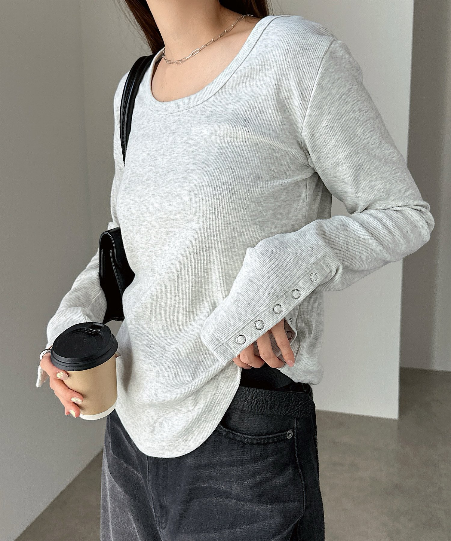 【アンドミー/andme】のテレコリブ 2way 袖ボタン トップス インテリア・キッズ・メンズ・レディースファッション・服の通販 founy(ファニー) 　ファッション　Fashion　レディースファッション　Fashion for Women　トップス・カットソー　Cut & Sew Tops　シルバー　Silver, Metallic Silver　スリット　Slit, Slit Detail　おすすめ　Recommended / Our Picks　杢オートミール|ID: prp329100004865532 ipo3291000000036215518