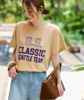 【ジャーナルスタンダード レリューム/JOURNAL STANDARD relume】の《追加》別注【GULFCOAST SPORTSWEAR】ロゴTシャツ 人気、トレンドファッション・服の通販 founy(ファニー) ファッション Fashion レディースファッション Fashion for Women トップス・カットソー Cut & Sew Tops シャツ・ブラウス・オフィスカジュアル Elegant Blouses & Button-Ups ロングTシャツ・Tシャツ Longline T-Shirts & Tees ヴィンテージ Vintage Style グラフィック Graphic, Graphic Design プリント Print, Printed Pattern ベーシック Basic, Essential 別注 Limited Edition, Custom Order リラックス Relax, Relaxed Fit 2025年 2025 2025春夏・S/S Spring/Summer 2025 SS25 |ID:prp329100004865539