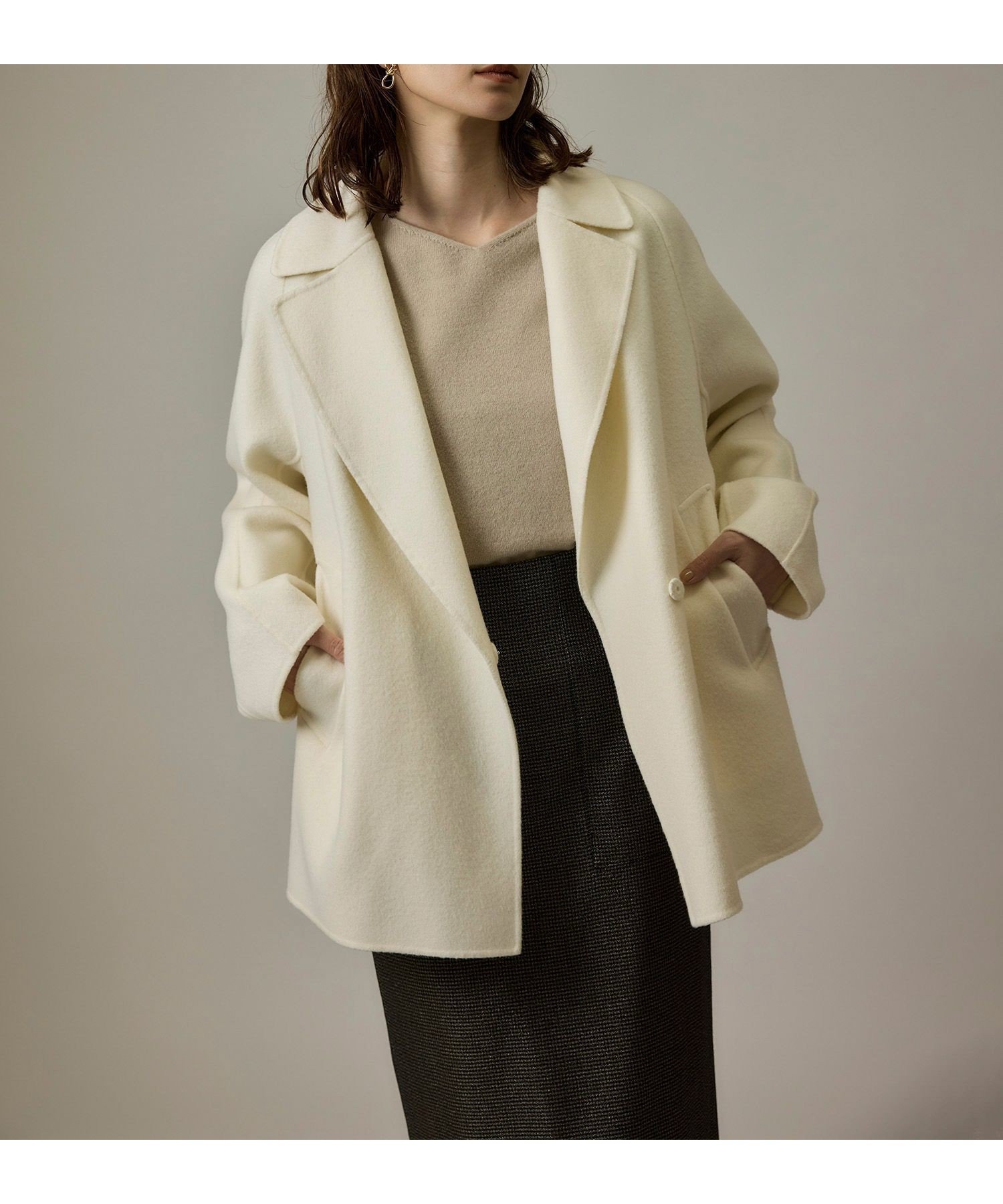 【ロペ/ROPE'】のラムウールリバーミドルコート【Sサイズフェア対象】 インテリア・キッズ・メンズ・レディースファッション・服の通販 founy(ファニー) 　ファッション　Fashion　レディースファッション　Fashion for Women　アウター　Coat / Outerwear Collection　コート・ロングコート・ピーコート　Long Coats, Peacoats & More　シンプル　Simple, Minimal　ボトム　Bottoms, Lower Wear　ポケット　Pocket, Pocket Detail　ミドル　Middle Length, Mid Height　ロング　Long, Long-Length　冬　Winter / This Winter　おすすめ　Recommended / Our Picks　エレガント 上品　Elegant　ビジネス 仕事 通勤　Business / Work / Commuting　オフホワイト(15)|ID: prp329100004865593 ipo3291000000036216132