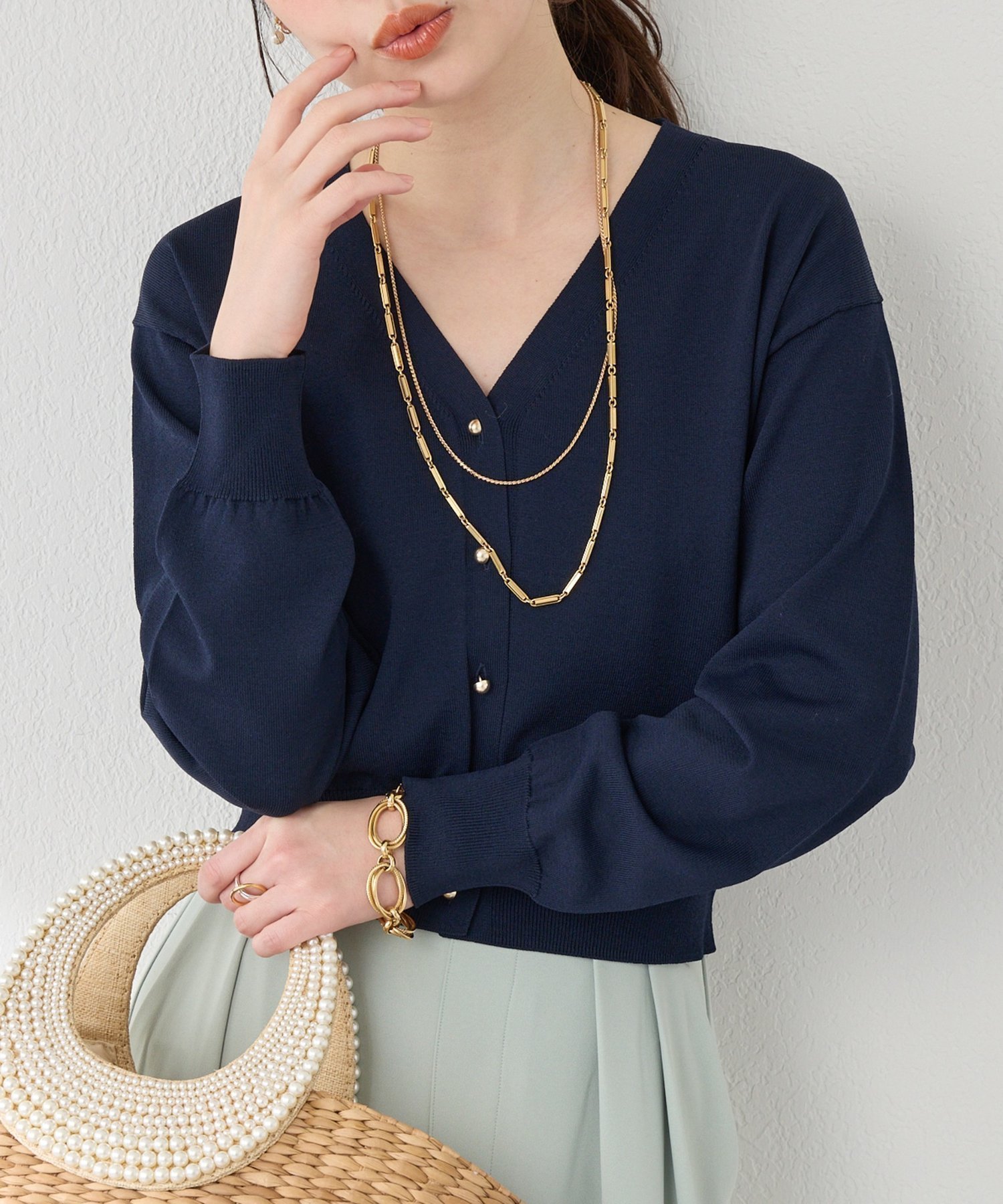 【ラブティックボンボン/La boutique BonBon】の【着回し力抜群】クールタッチUVクロップドカーディガン インテリア・キッズ・メンズ・レディースファッション・服の通販 founy(ファニー) 　ファッション　Fashion　レディースファッション　Fashion for Women　トップス・カットソー　Cut & Sew Tops　カーディガン・羽織り　Layered Style Cardigans　カーディガン　Cardigan, Knitwear　クロップド　Cropped, Short Length　シンプル　Simple, Minimal　デコルテ　Décolleté, Neckline　ドッキング　Docking, Mixed Material　定番　Standard, Basic Item　パール　Pearl, Pearl Accent　ボトム　Bottoms, Lower Wear　羽織　Haori, Light Jacket　メタル　Metal, Metal Parts　おすすめ　Recommended / Our Picks　エレガント 上品　Elegant　ネイビー|ID: prp329100004865646 ipo3291000000036216588