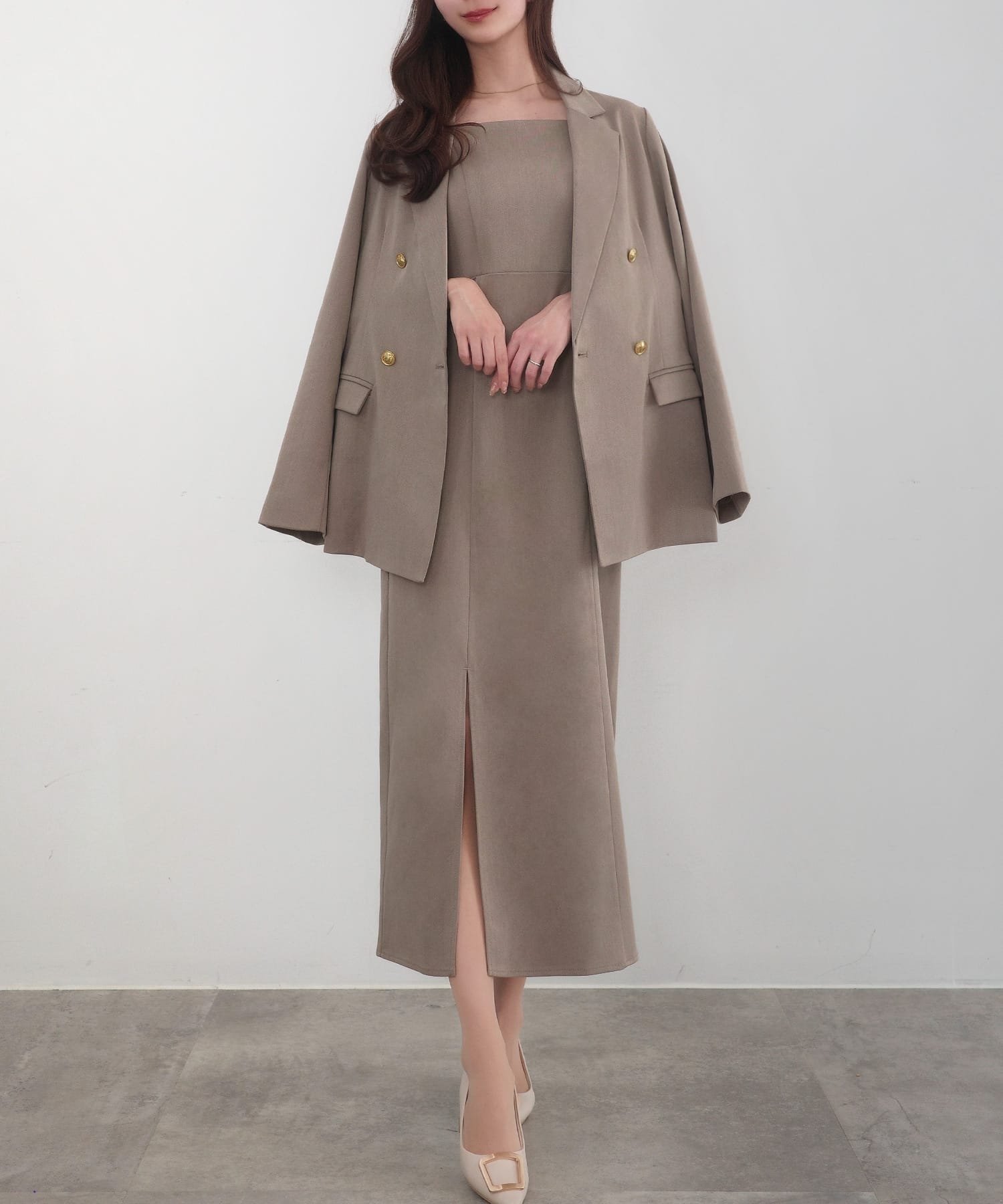 【ジュノア/JUNOAH】のCENEA 金ボタンテーラードジャケット(ゆったりシルエット)+キャミワンピース インテリア・キッズ・メンズ・レディースファッション・服の通販 founy(ファニー) ファッション Fashion レディースファッション Fashion for Women アウター Coat / Outerwear Collection レディースジャケット・軽アウター Jackets テーラードジャケット / 通勤・きれいめスタイル Tailored Jackets & Blazers ワンピース Dresses キャミソールワンピース Camisole Dresses キャミワンピース Cami Dress, Slip Dress ジャケット Jacket, Outerwear Aグレージュ|ID: prp329100004865769 ipo3291000000036218056