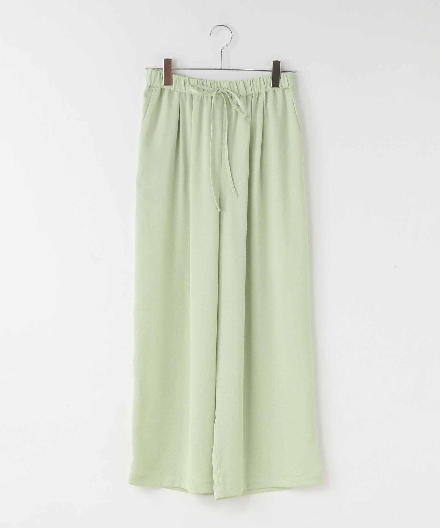 【ローリーズファーム/LOWRYS FARM】のストレッチサテンイージーパンツ インテリア・キッズ・メンズ・レディースファッション・服の通販 founy(ファニー) 　ファッション　Fashion　レディースファッション　Fashion for Women　パンツ　Pants & Trousers　おすすめ　Recommended / Our Picks　とろみ　Fluid, Flowy Fabric　コンパクト　Compact, Small Size　サテン　Satin, Glossy Fabric　ジャケット　Jacket, Outerwear　ダウン　Down, Puffer　ワイド　Wide, Wide Fit　ヴィンテージ　Vintage Style　グリーン72|ID: prp329100004865784 ipo3291000000036218275