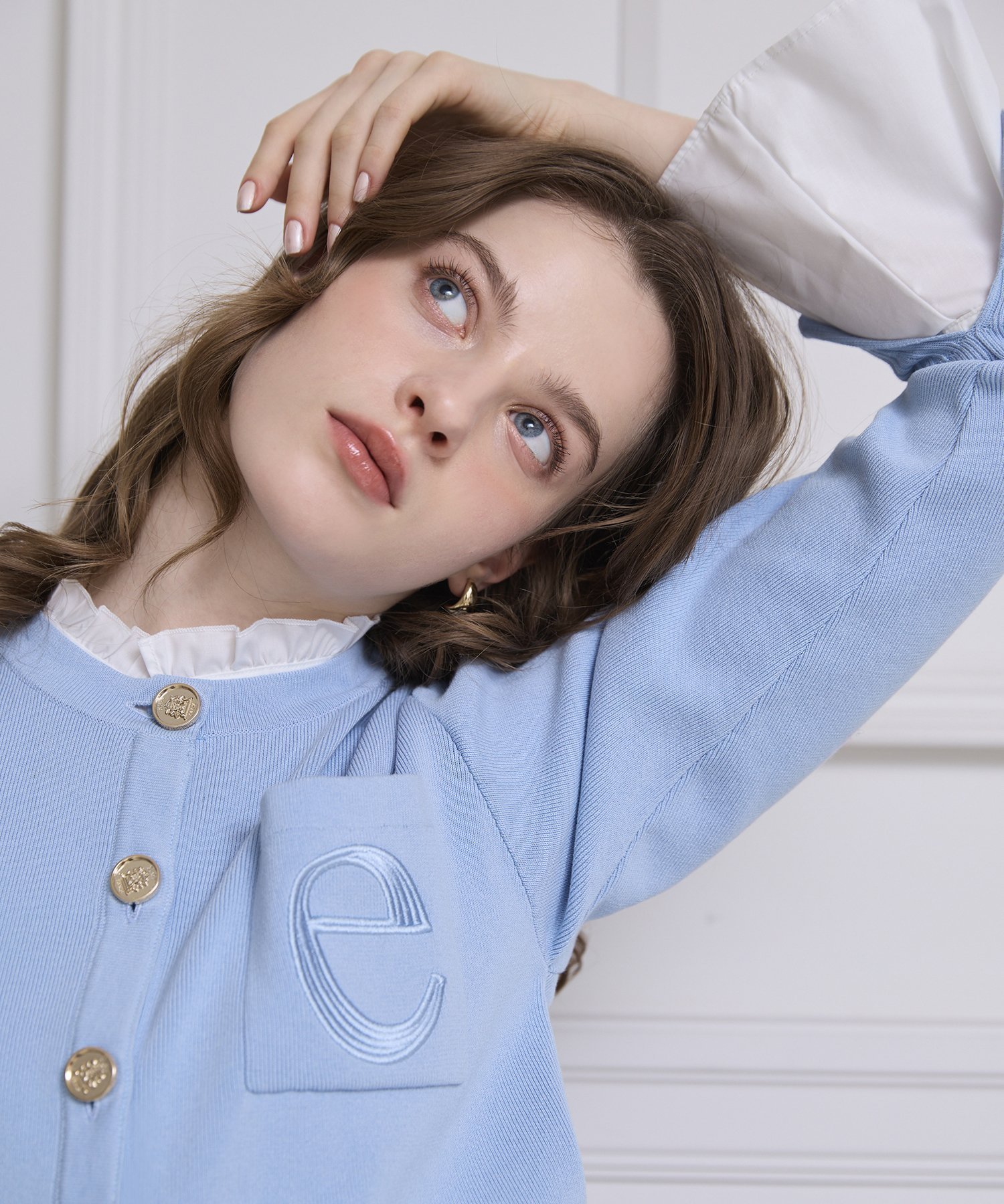 【エイミーイストワール/eimy istoire】のAttached collar ニットジャケット インテリア・キッズ・メンズ・レディースファッション・服の通販 founy(ファニー) 　ファッション　Fashion　レディースファッション　Fashion for Women　アウター　Coat / Outerwear Collection　レディースジャケット・軽アウター　Jackets　カーディガン　Cardigan, Knitwear　クラシカル　Classical, Vintage-Inspired　コンパクト　Compact, Small Size　ジャケット　Jacket, Outerwear　ダウン　Down, Puffer　デニム　Denim, Jeans Material　バランス　Balance, Style Balance　フェミニン　Feminine, Girly　フロント　Front, Front Design　ボトム　Bottoms, Lower Wear　ポケット　Pocket, Pocket Detail　ロング　Long, Long-Length　再入荷　Restock / Back in Stock　おすすめ　Recommended / Our Picks　エレガント 上品　Elegant　SAX|ID: prp329100004865797 ipo3291000000036218368