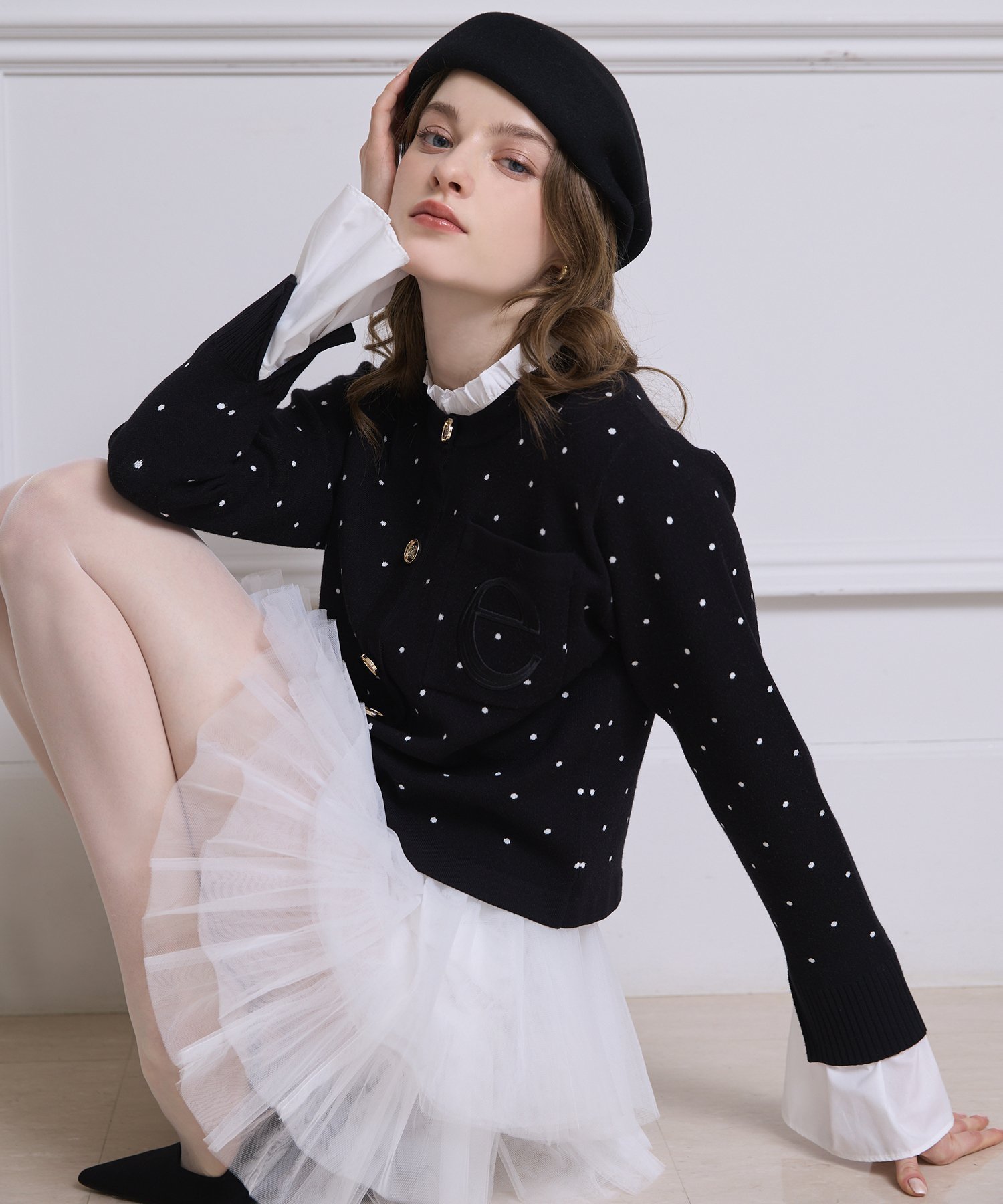 【エイミーイストワール/eimy istoire】のAttached collar ニットジャケット インテリア・キッズ・メンズ・レディースファッション・服の通販 founy(ファニー) 　ファッション　Fashion　レディースファッション　Fashion for Women　アウター　Coat / Outerwear Collection　レディースジャケット・軽アウター　Jackets　カーディガン　Cardigan, Knitwear　クラシカル　Classical, Vintage-Inspired　コンパクト　Compact, Small Size　ジャケット　Jacket, Outerwear　ダウン　Down, Puffer　デニム　Denim, Jeans Material　バランス　Balance, Style Balance　フェミニン　Feminine, Girly　フロント　Front, Front Design　ボトム　Bottoms, Lower Wear　ポケット　Pocket, Pocket Detail　ロング　Long, Long-Length　再入荷　Restock / Back in Stock　おすすめ　Recommended / Our Picks　エレガント 上品　Elegant　DOT BLACK|ID: prp329100004865797 ipo3291000000036218377