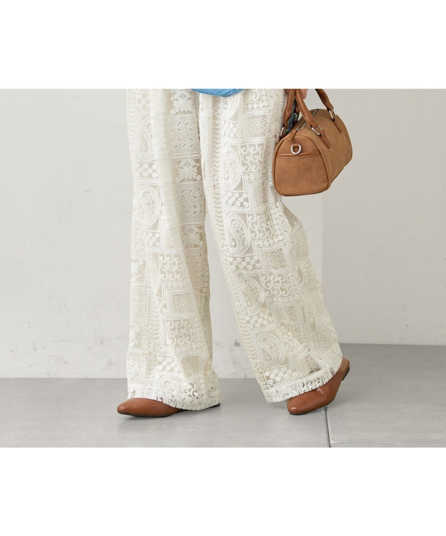 【チャオパニックティピー/CIAOPANIC TYPY】のボタニカルワイドイージーレースパンツ 人気、トレンドファッション・服の通販 founy(ファニー) 　ファッション　Fashion　レディースファッション　Fashion for Women　パンツ　Pants & Trousers　インナー　Innerwear　サンダル　Sandals, Summer Shoes　シンプル　Simple, Minimal　ストレート　Straight, Straight Cut　スニーカー　Sneakers, Trainers　バランス　Balance, Style Balance　パッチワーク　Patchwork, Mixed Fabric　フィット　Fit, Slim Fit　ベスト　Vest, Waistcoat　ボタニカル　Botanical, Floral Pattern　無地　Plain, Solid Color　リラックス　Relax, Relaxed Fit　レース　Lace, Lace Fabric　ワイド　Wide, Wide Fit　おすすめ　Recommended / Our Picks　夏　Summer　 other-1|ID: prp329100004865809 ipo3291000000036218571