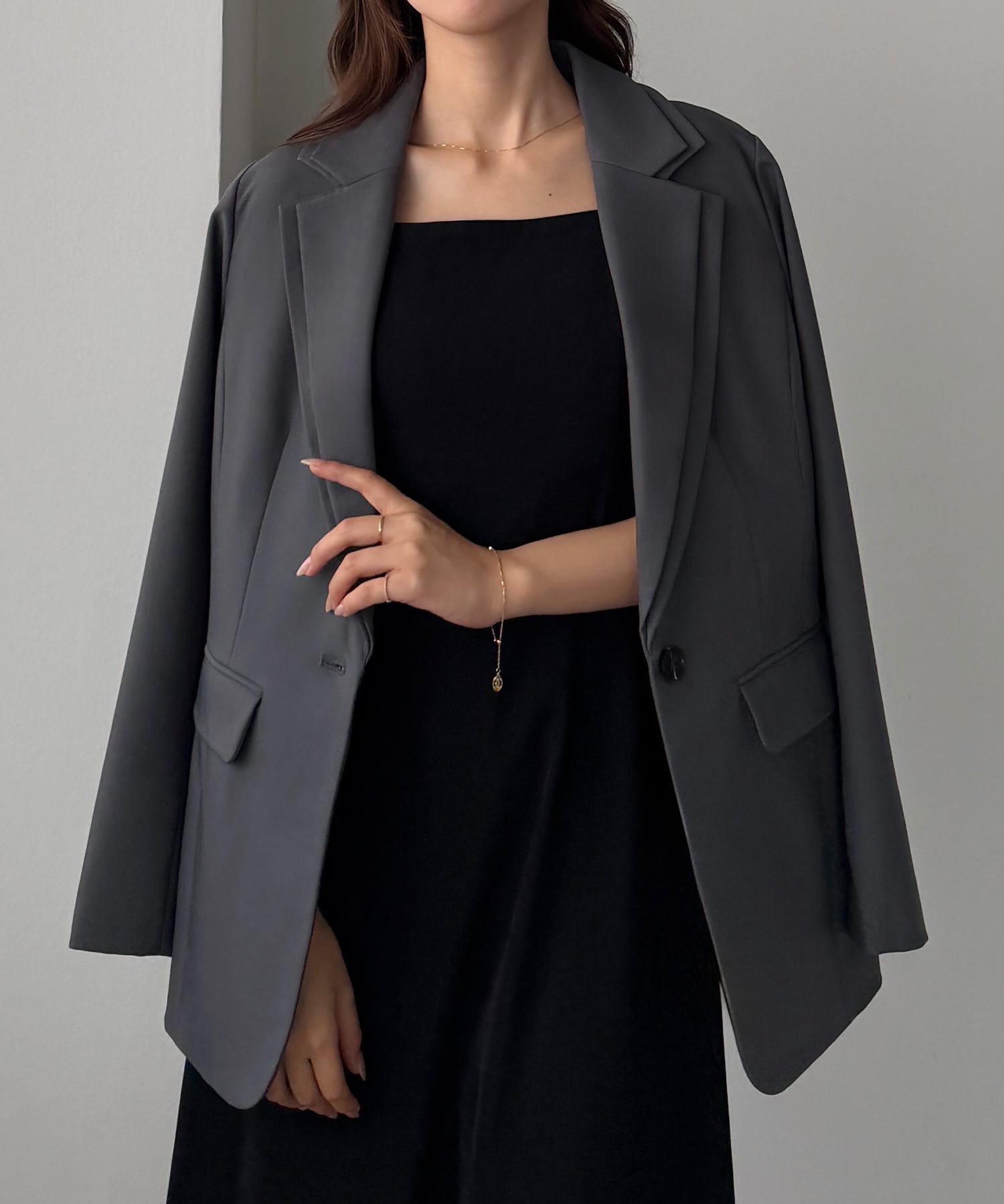 【ジュノア/JUNOAH】のLouere レイヤードテーラードシングルジャケット インテリア・キッズ・メンズ・レディースファッション・服の通販 founy(ファニー) 　ファッション　Fashion　レディースファッション　Fashion for Women　アウター　Coat / Outerwear Collection　レディースジャケット・軽アウター　Jackets　チャコール|ID: prp329100004865840 ipo3291000000036218901