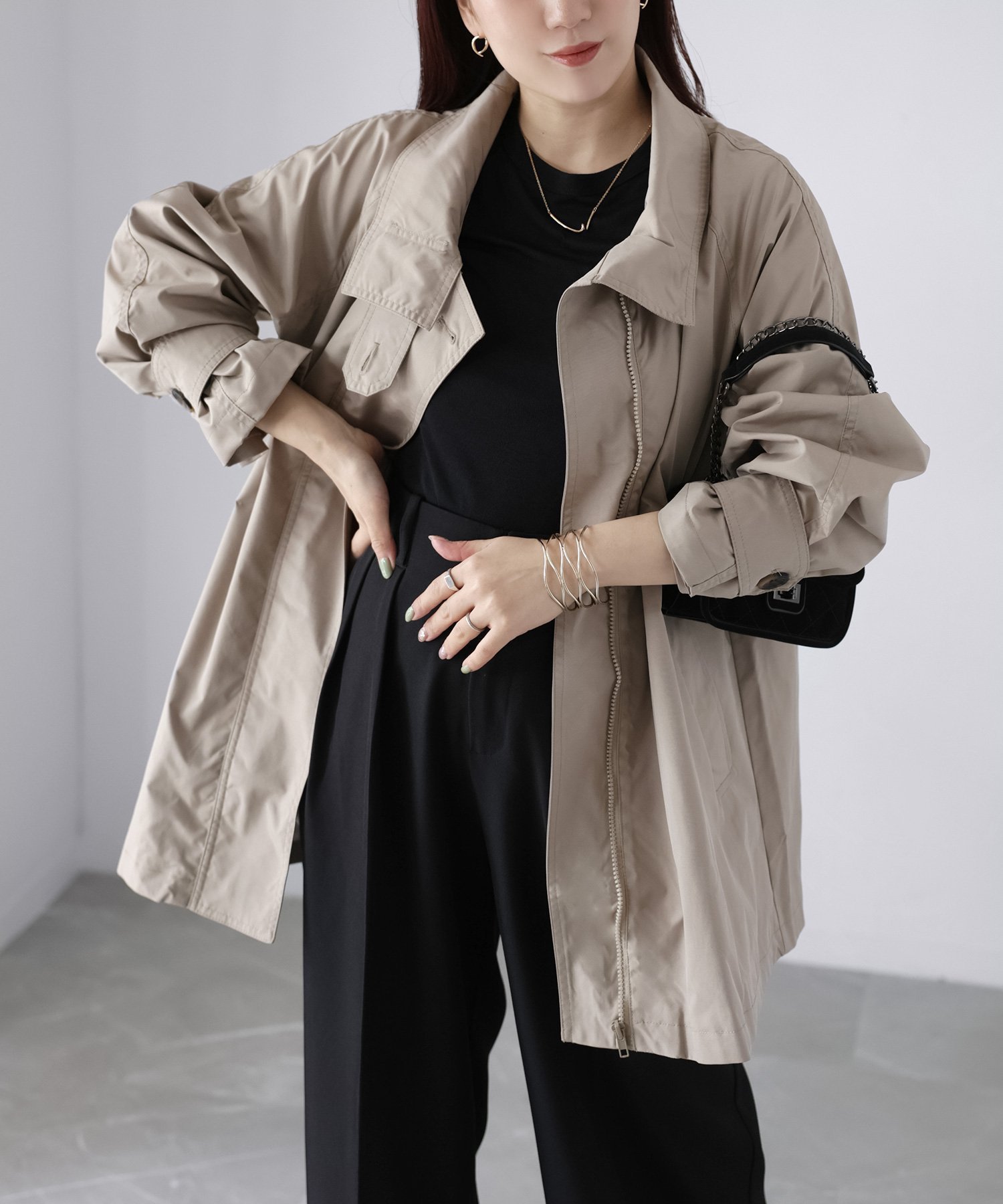 【リベリー/Riberry】のミドル丈スタンドカラートレンチコート 人気、トレンドファッション・服の通販 founy(ファニー) 　ファッション　Fashion　レディースファッション　Fashion for Women　アウター　Coat / Outerwear Collection　コート・ロングコート・ピーコート　Long Coats, Peacoats & More　トレンチコート / 春秋の定番アウター　Trench Coats　カットソー　Cut and Sewn Top　ギャザー　Gathered, Ruffled　クラシカル　Classical, Vintage-Inspired　軽量　Lightweight, Ultra Light　シンプル　Simple, Minimal　スタンド　Stand Collar, Upright Stand　スラックス　Slacks, Dress Pants　ダブル　Double, Double-Breasted　デニム　Denim, Jeans Material　トレンチ　Trench, Trench Coat　バランス　Balance, Style Balance　フロント　Front, Front Design　ポケット　Pocket, Pocket Detail　ミドル　Middle Length, Mid Height　ロング　Long, Long-Length　おすすめ　Recommended / Our Picks　エレガント 上品　Elegant　ビジネス 仕事 通勤　Business / Work / Commuting　 other-1|ID: prp329100004865873 ipo3291000000036219157