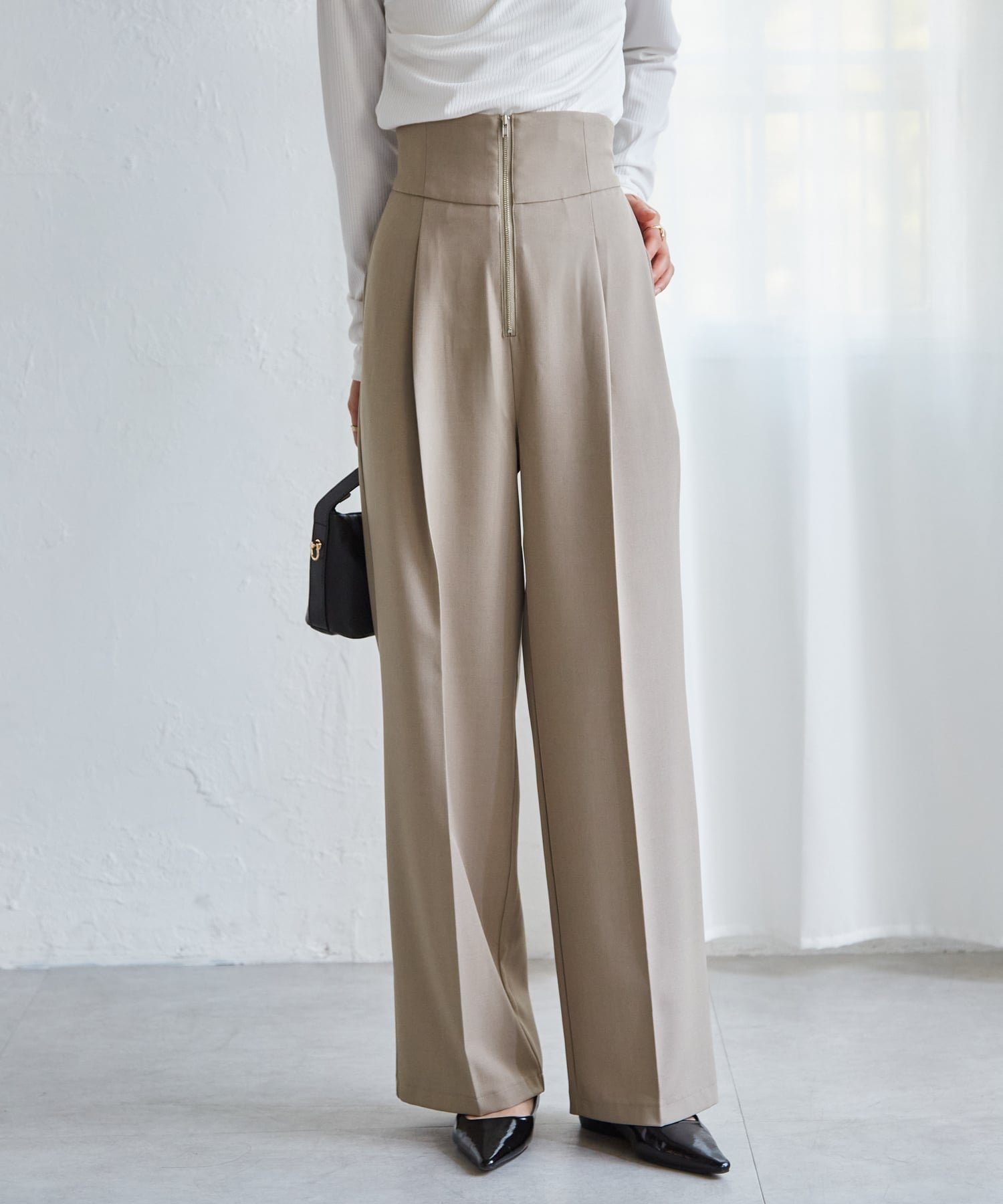 【ラナン/Ranan】のRanan/ハイウエストジップワイドパンツ インテリア・キッズ・メンズ・レディースファッション・服の通販 founy(ファニー) 　ファッション　Fashion　レディースファッション　Fashion for Women　パンツ　Pants & Trousers　シンプル　Simple, Minimal　センター　Center, Center Line　トレンド　Trend, Trending Now　ポケット　Pocket, Pocket Detail　ロング　Long, Long-Length　ワイド　Wide, Wide Fit　夏　Summer　ベージュ|ID: prp329100004865895 ipo3291000000036219316