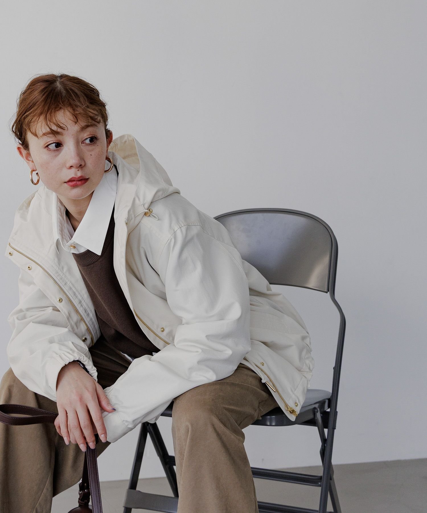 【ベイフロー/BAYFLOW】の人気アイテムがアップデート 撥水マウンテンパーカー 人気、トレンドファッション・服の通販 founy(ファニー) 　ファッション　Fashion　レディースファッション　Fashion for Women　トップス・カットソー　Cut & Sew Tops　レディースパーカー・カジュアルフーディー　Casual Hoodies & Sweatshirts　コンパクト　Compact, Small Size　今季　This Season, Current Season　デニム　Denim, Jeans Material　定番　Standard, Basic Item　人気　Popular, Best Seller　パーカー　Hoodie, Parka　ポケット　Pocket, Pocket Detail　ヨーク　Yoke, Yoke Design　ワイド　Wide, Wide Fit　おすすめ　Recommended / Our Picks　エレガント 上品　Elegant　 other-1|ID: prp329100004865896 ipo3291000000036219317