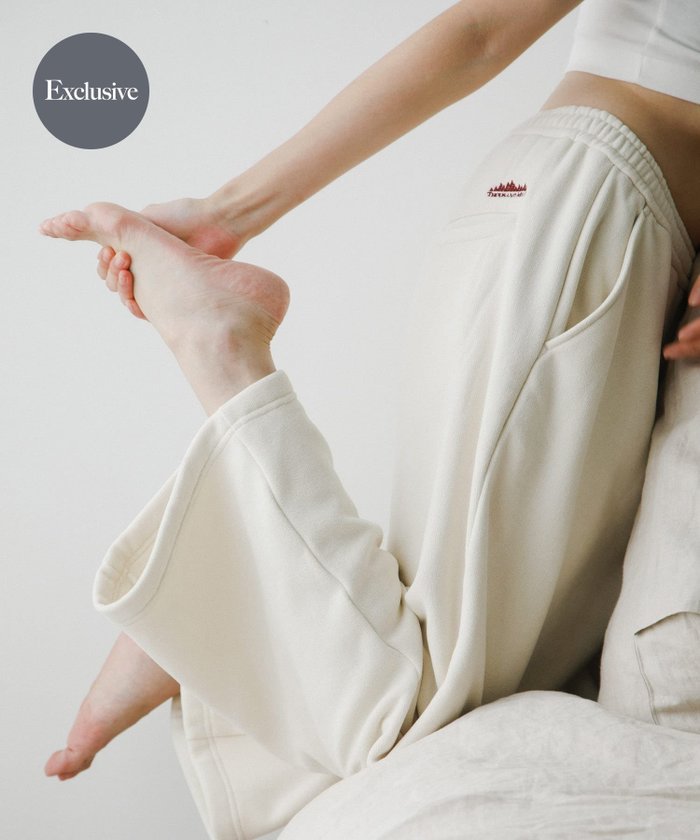 【アーバンリサーチ/URBAN RESEARCH】の『別注』THOUSAND MILE×URBAN RESEARCH KNIT FREECE LONG PANTS インテリア・キッズ・メンズ・レディースファッション・服の通販 founy(ファニー) https://founy.com/ ファッション Fashion レディースファッション Fashion for Women パンツ Pants & Trousers アウトドア Outdoor Clothing カリフォルニア California, Cali Style 抗菌 Antibacterial, Bacteria-Resistant フィット Fit, Slim Fit 別注 Limited Edition, Custom Order リラックス Relax, Relaxed Fit A/W・秋冬 Autumn/Winter 冬 Winter / This Winter おすすめ Recommended / Our Picks 2025年 2025 2025-2026秋冬・A/W Autumn/Winter 2025–26 AW25–26 |ID: prp329100004865900 ipo3291000000036219350