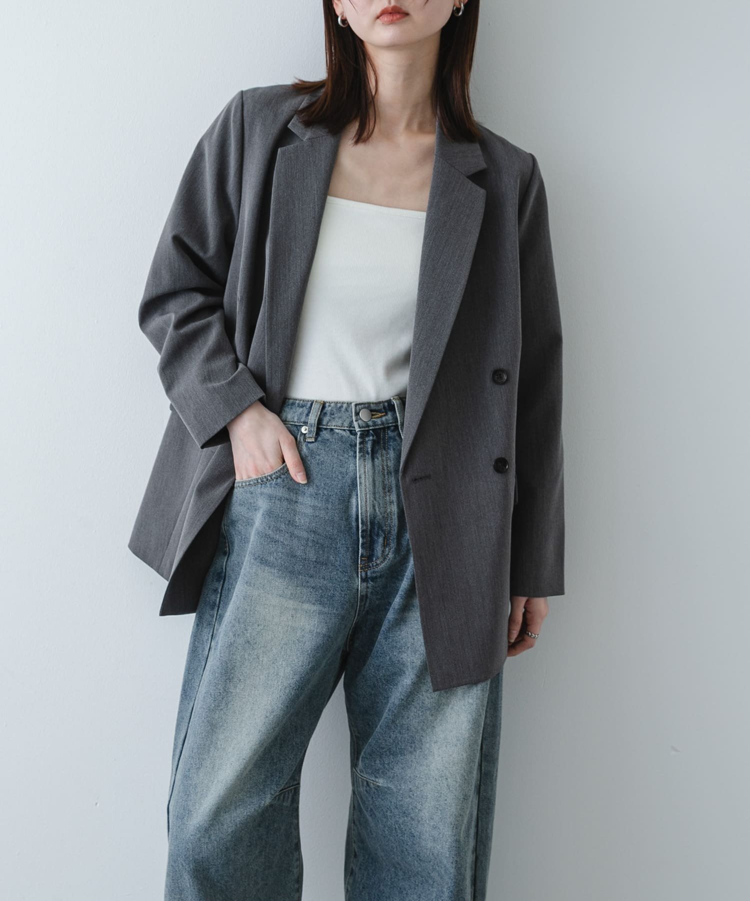 【センスオブプレイス/SENSE OF PLACE by URBAN RESEARCH】の『イージーケア』ダブルテーラードジャケット インテリア・キッズ・メンズ・レディースファッション・服の通販 founy(ファニー) 　ファッション　Fashion　レディースファッション　Fashion for Women　アウター　Coat / Outerwear Collection　レディースジャケット・軽アウター　Jackets　テーラードジャケット / 通勤・きれいめスタイル　Tailored Jackets & Blazers　オケージョン　Occasion Wear　クラシカル　Classical, Vintage-Inspired　ジャケット　Jacket, Outerwear　ダブル　Double, Double-Breasted　デニム　Denim, Jeans Material　S/S・春夏　SS, Spring/Summer, Warm Season　夏　Summer　2026年　2026　グレー|ID: prp329100004865933 ipo3291000000036219493