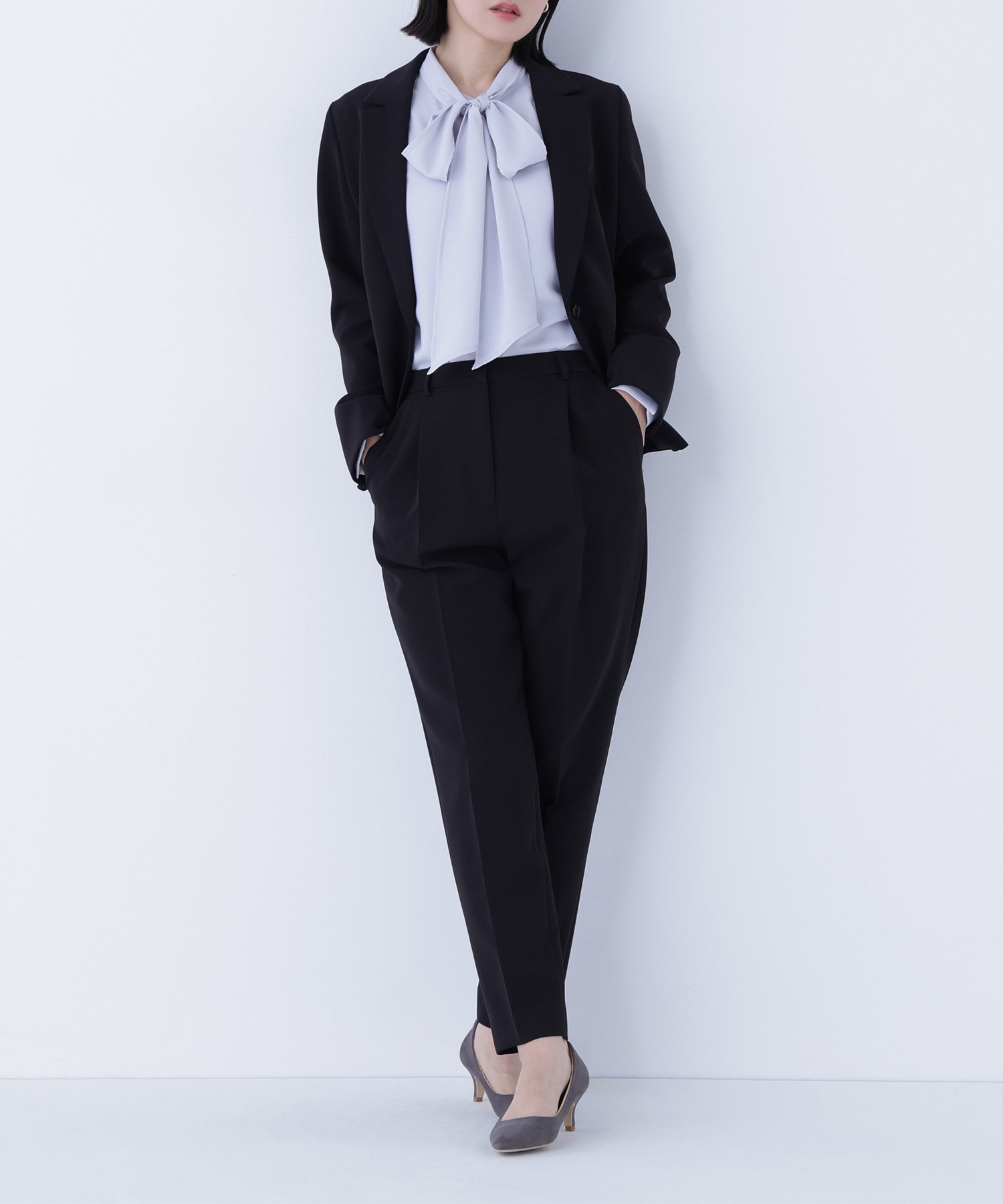 【ナチュラル ビューティー ベーシック/NATURAL BEAUTY BASIC】のダブルクロスストレッチ SETUP テーパードパンツ インテリア・キッズ・メンズ・レディースファッション・服の通販 founy(ファニー) 　ファッション　Fashion　レディースファッション　Fashion for Women　セットアップ　Matching Sets　レディースパンツ・ボトムス　Pants & Trousers / Bottoms　おすすめ　Recommended / Our Picks　ジャケット　Jacket, Outerwear　ストレッチ　Stretch, Stretchy Fabric　スーツ　Suit, Formalwear　センター　Center, Center Line　ダブル　Double, Double-Breasted　フロント　Front, Front Design　エレガント 上品　Elegant　ブラック|ID: prp329100004866027 ipo3291000000036219975