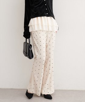 【ナチュラルクチュール/natural couture】のカットジョーゼットストレッチフレアヘムパンツ 人気、トレンドファッション・服の通販 founy(ファニー) ファッション Fashion レディースファッション Fashion for Women パンツ Pants & Trousers イヤリング Earrings カットソー Cut and Sewn Top シューズ Shoes, Footwear シンプル Simple, Minimal ジャケット Jacket, Outerwear スカーフ Scarf, Neckwear ストレッチ Stretch, Stretchy Fabric スニーカー Sneakers, Trainers ネックレス Necklace, Pendant Necklace バランス Balance, Style Balance フォーマル Formal, Dressy フラット Flat, Flat Shoes フレア Flare, Flared ポケット Pocket, Pocket Detail 再入荷 Restock / Back in Stock エレガント 上品 Elegant 2026年 2026 |ID:prp329100004866042