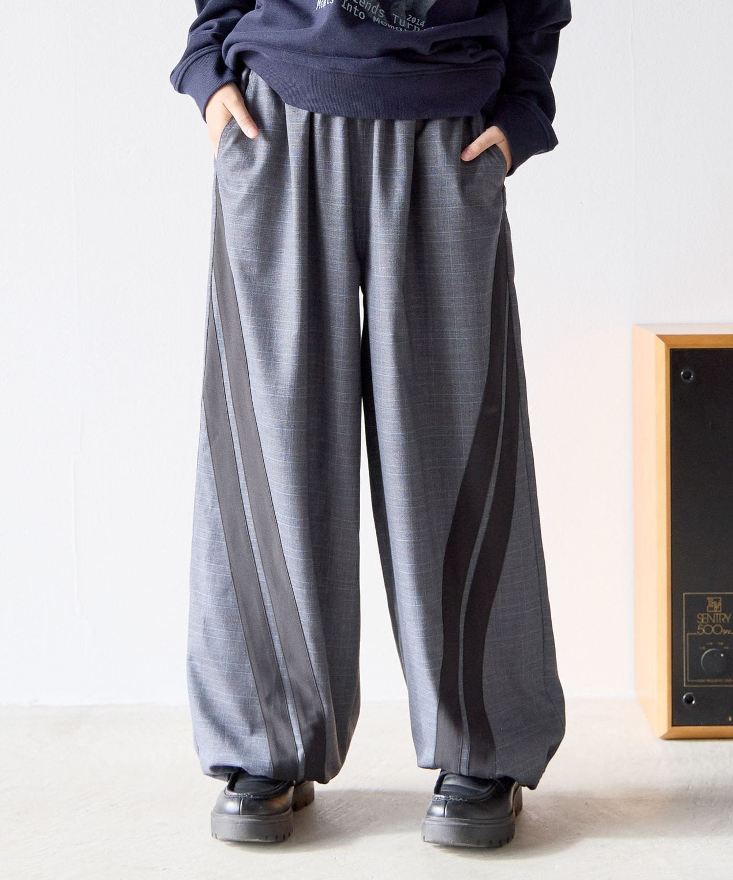 【ページボーイ/PAGEBOY】の【PBLIM】チェックラインパンツ インテリア・キッズ・メンズ・レディースファッション・服の通販 founy(ファニー) 　ファッション　Fashion　レディースファッション　Fashion for Women　パンツ　Pants & Trousers　チェック　Check, Plaid, Tartan　ドローコード　Drawcord, Drawstring Cord　ボトム　Bottoms, Lower Wear　チャコール18|ID: prp329100004866060 ipo3291000000036220156