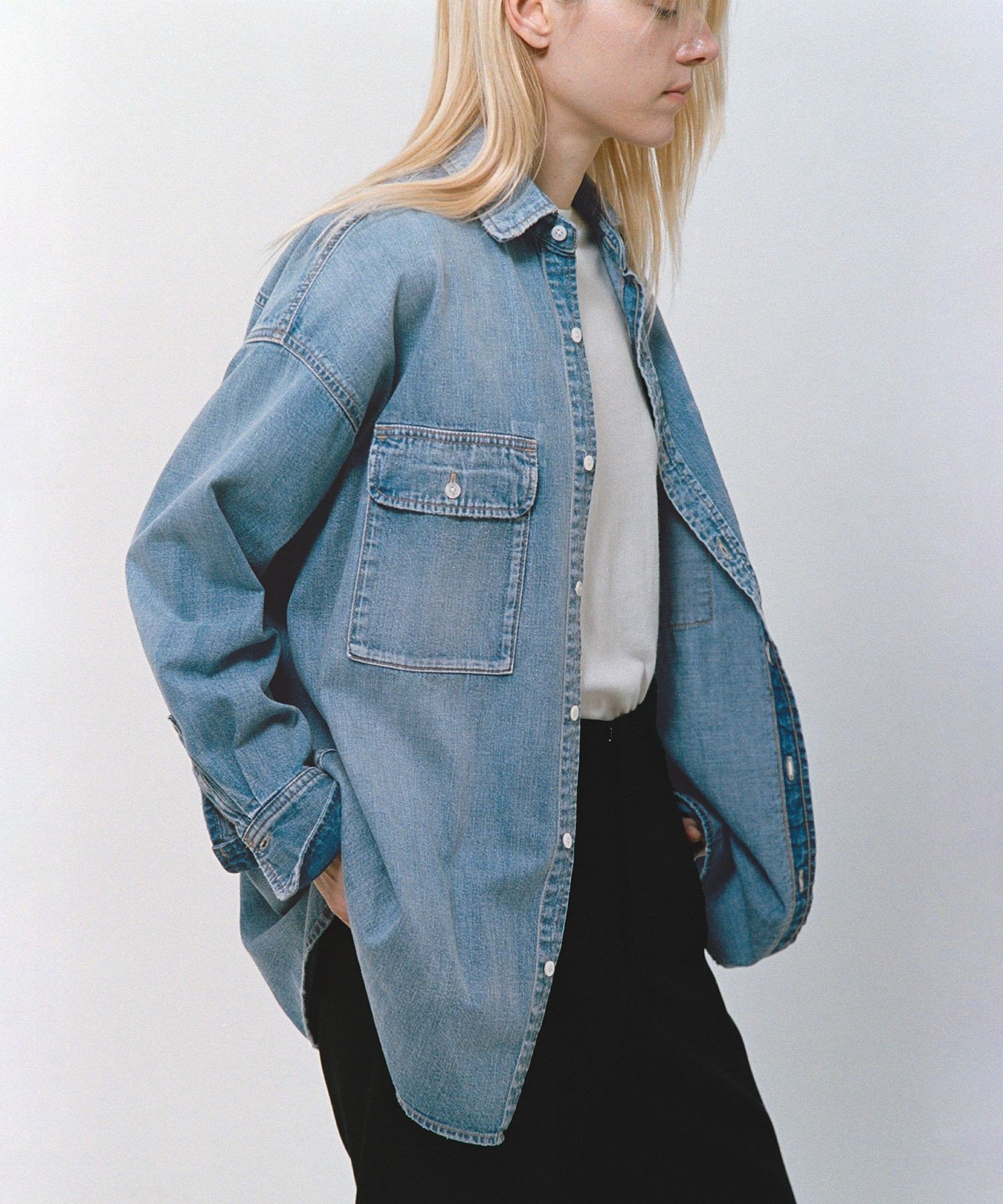 【サロン アダム エ ロペ/SALON adam et rope'】の【RED CARD TOKYO for SALON】DENIM BIG SHIRT インテリア・キッズ・メンズ・レディースファッション・服の通販 founy(ファニー) 　ファッション　Fashion　レディースファッション　Fashion for Women　トップス・カットソー　Cut & Sew Tops　シャツ・ブラウス・オフィスカジュアル　Elegant Blouses & Button-Ups　ブルー系(46)|ID: prp329100004866089 ipo3291000000036220344