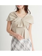 【セルフォード/CELFORD】のリボンモチーフカットソー 人気、トレンドファッション・服の通販 founy(ファニー) ファッション Fashion レディースファッション Fashion for Women トップス・カットソー Cut & Sew Tops カットソー・ベーシックTシャツ Cut-and-Sewn Tops / Stretch Tees & Basics エレガント 上品 Elegant カットソー Cut and Sewn Top スマート Smart, Elegant デコルテ Décolleté, Neckline ペプラム Peplum, Flared Hem モチーフ Motif, Design Theme リボン Ribbon, Bow 今季 This Season, Current Season thumbnail BEG[037]|ID: prp329100004866659 ipo3291000000036248201