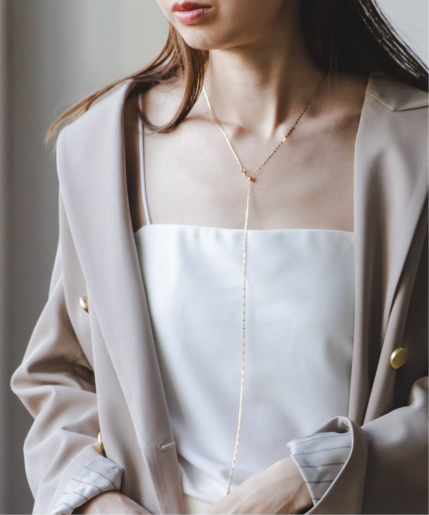 【ノーブル / スピック&スパン/NOBLE / Spick & Span】のバックラインスイマーキャミ インテリア・キッズ・メンズ・レディースファッション・服の通販 founy(ファニー) 　ファッション　Fashion　レディースファッション　Fashion for Women　トップス・カットソー　Cut & Sew Tops　キャミソール&ノースリーブ　Camisoles & Sleeveless Tops　バッグ　Bags　インナー　Innerwear　キャミ　Camisole, Cami Top　キャミソール　Camisole, Spaghetti Strap Top　ジャケット　Jacket, Outerwear　ラップ　Wrap, Wrap Design　冬　Winter / This Winter　定番　Standard, Basic Item　ホワイト|ID: prp329100004866689 ipo3291000000036248404