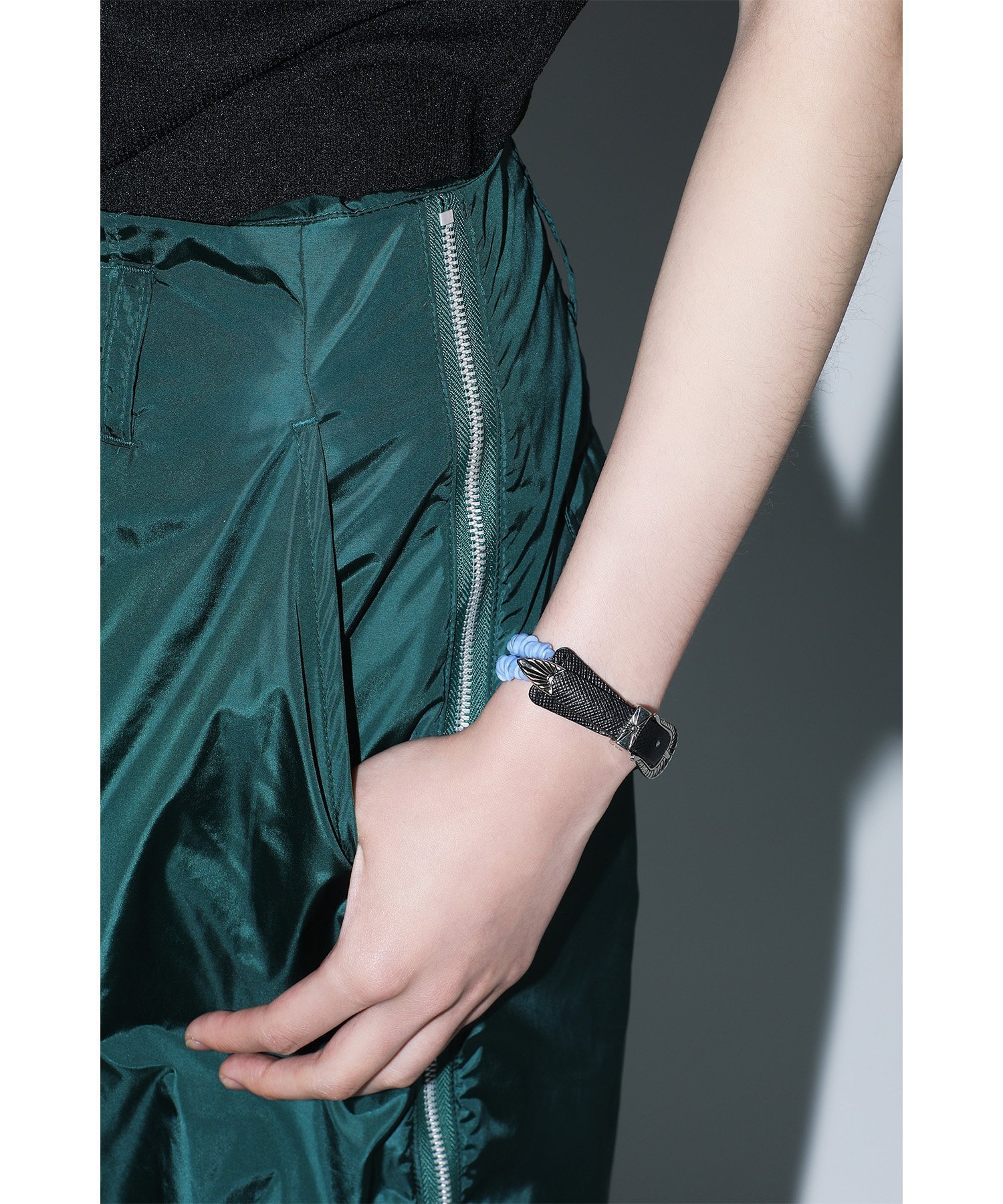 【トーガ/TOGA】のBeads bangle インテリア・キッズ・メンズ・レディースファッション・服の通販 founy(ファニー) 　ファッション　Fashion　レディースファッション　Fashion for Women　ガラス　Glass, Glassware　L.BLUE|ID: prp329100004866701 ipo3291000000036248477