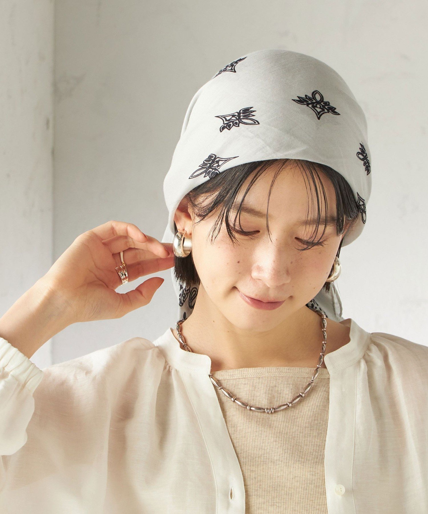 【シップス フォー ウィメン/SHIPS】の【一部SHIPS別注】destin バンダナ カレ 90*90 人気、トレンドファッション・服の通販 founy(ファニー) 　ファッション　Fashion　レディースファッション　Fashion for Women　2026年　2026　スカーフ　Scarf, Neckwear　バンダナ　Bandana, Head Scarf　別注　Limited Edition, Custom Order　 other-1|ID: prp329100004866969 ipo3291000000036252105