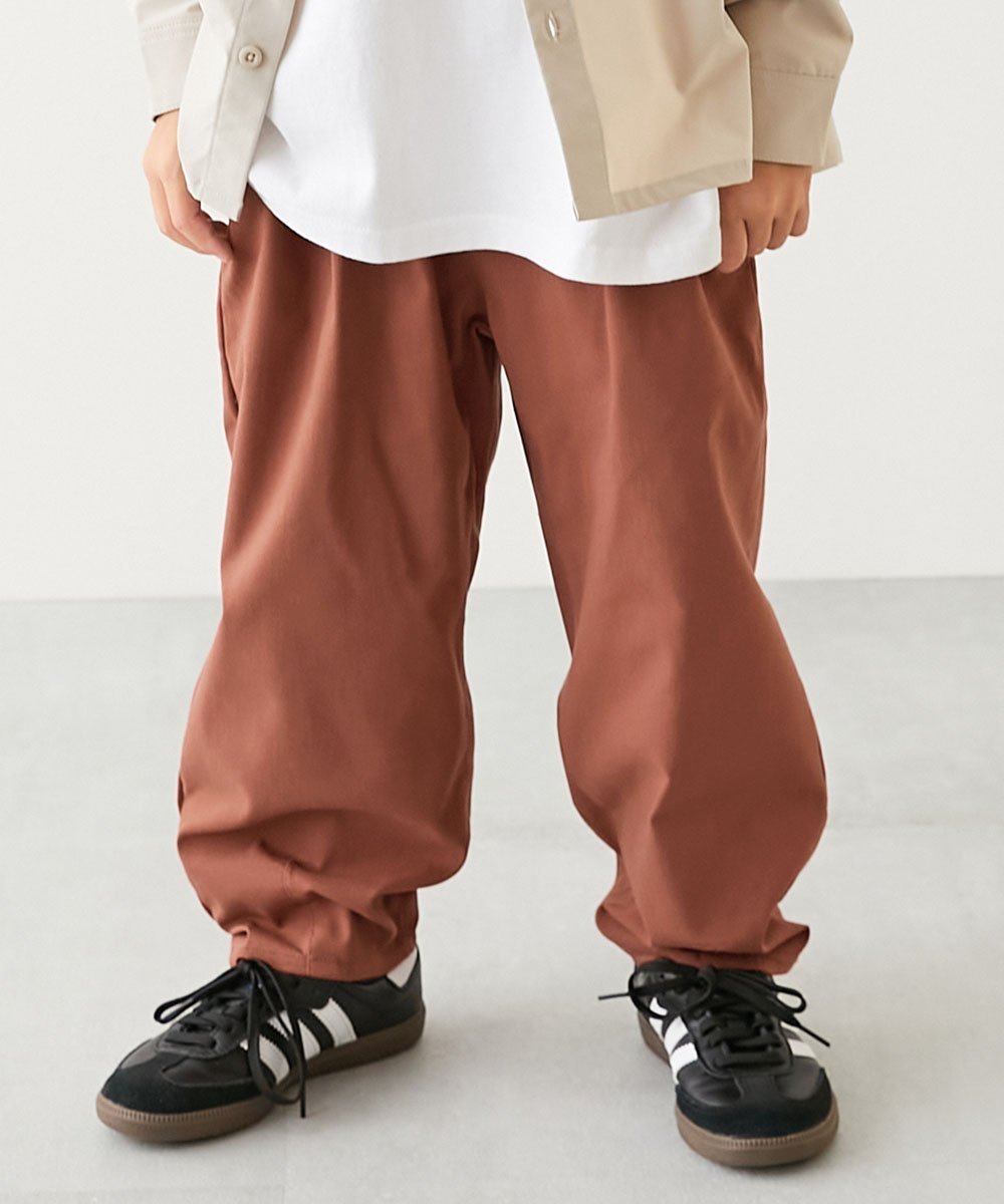【デビロック/devirock / KIDS】のよくばりストレッチ ツイル ルーズタックパンツ チノパンツ ロングパンツ 25AW インテリア・キッズ・メンズ・レディースファッション・服の通販 founy(ファニー) ファッション Fashion キッズファッション Fashion for Kids ボトムス Bottoms ストレッチ Stretch, Stretchy Fabric スニーカー Sneakers, Trainers ツイル Twist, Twisted Detail トレーナー Sweatshirt, Trainer バルーン Balloon, Balloon Silhouette パーカー Hoodie, Parka ロング Long, Long-Length おすすめ Recommended / Our Picks 2025年 2025 2025-2026秋冬・A/W Autumn/Winter 2025–26 AW25–26 テラコッタ|ID: prp329100004867363 ipo3291000000036257056