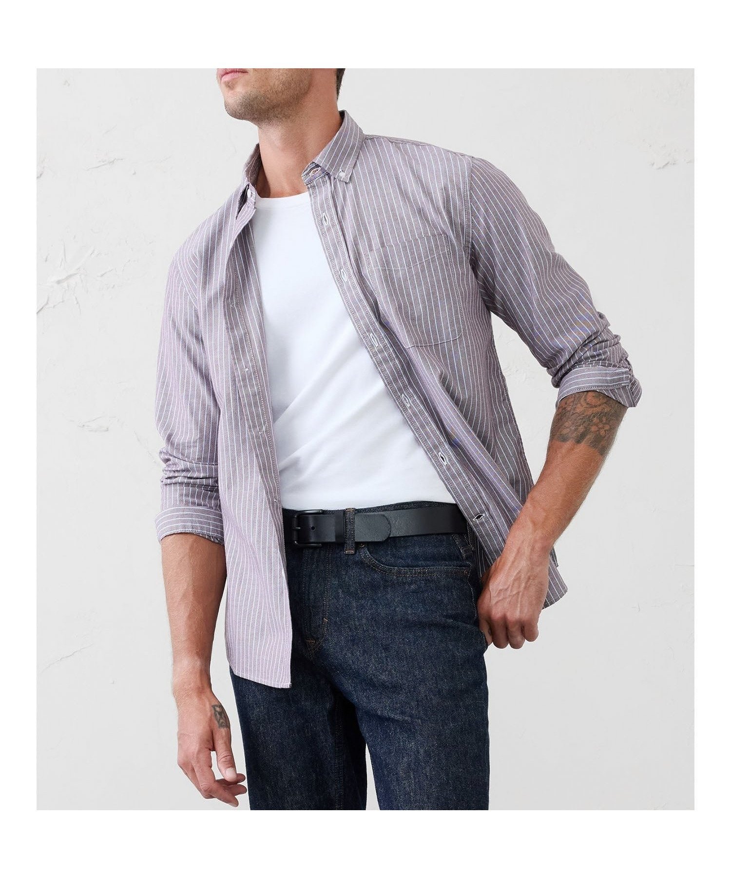 【バナナリパブリック ファクトリーストア/BANANA REPUBLIC FACTORY STORE / MEN】のBANANA REPUBLIC FACTORY STORE オックスフォードシャツ インテリア・キッズ・メンズ・レディースファッション・服の通販 founy(ファニー) ファッション Fashion メンズファッション Fashion for Men クラシカル Classical, Vintage-Inspired ジャケット Jacket, Outerwear テクスチャー Texture, Textured Fabric ベスト Vest, Waistcoat BURGUNDY_STRIPE|ID: prp329100004867373 ipo3291000000036257239