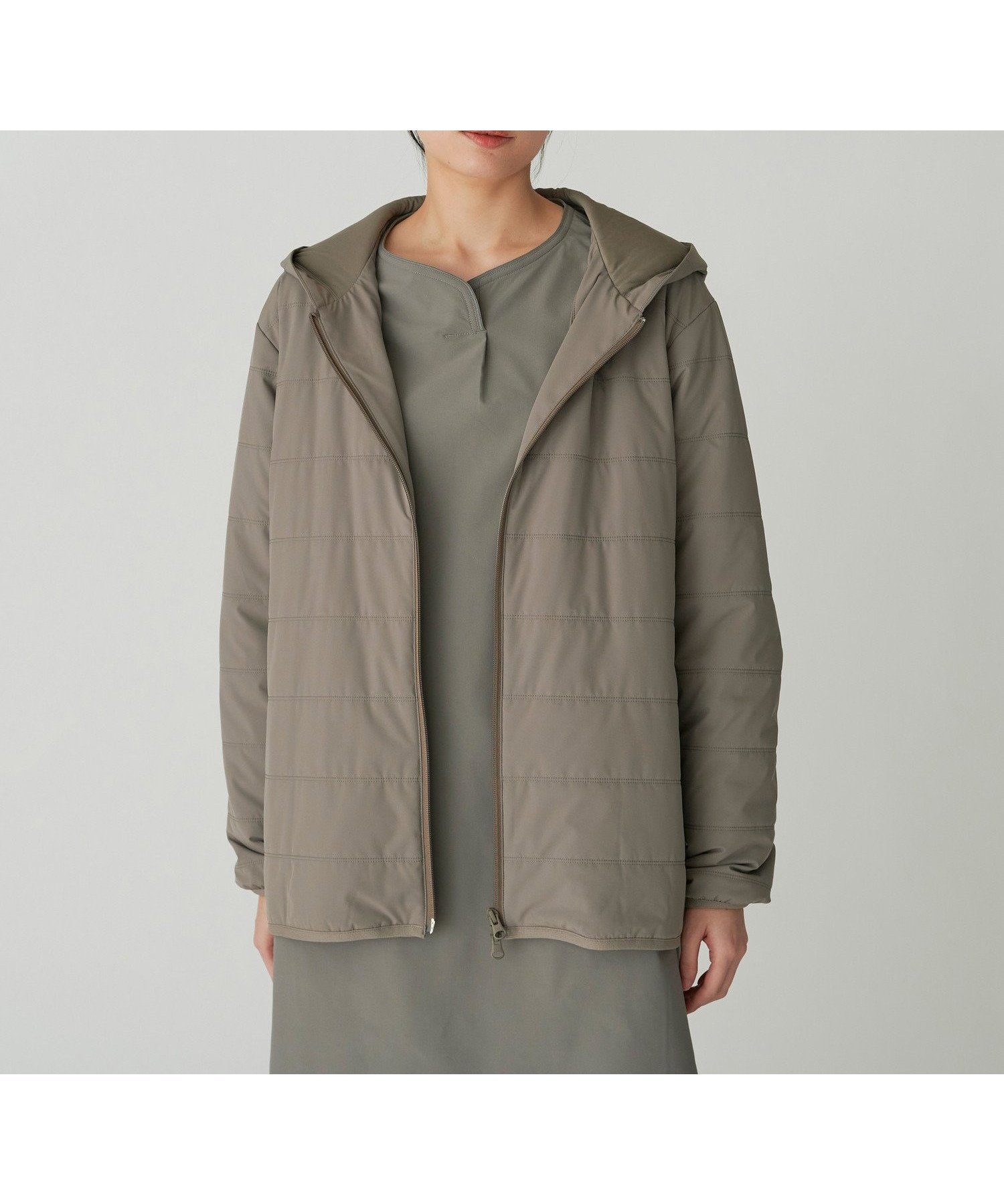 【スノーピーク/SNOW PEAK】のFlexible Insulated Zip Up Hoodie インテリア・キッズ・メンズ・レディースファッション・服の通販 founy(ファニー) ファッション Fashion レディースファッション Fashion for Women アクリル Acrylic Material インナー Innerwear コーティング Coating, Coated Finish ショート Short, Short Length シンプル Simple, Minimal ストレッチ Stretch, Stretchy Fabric ダウン Down, Puffer トレンド Trend, Trending Now A/W・秋冬 Autumn/Winter Khaki|ID: prp329100004867381 ipo3291000000036257441