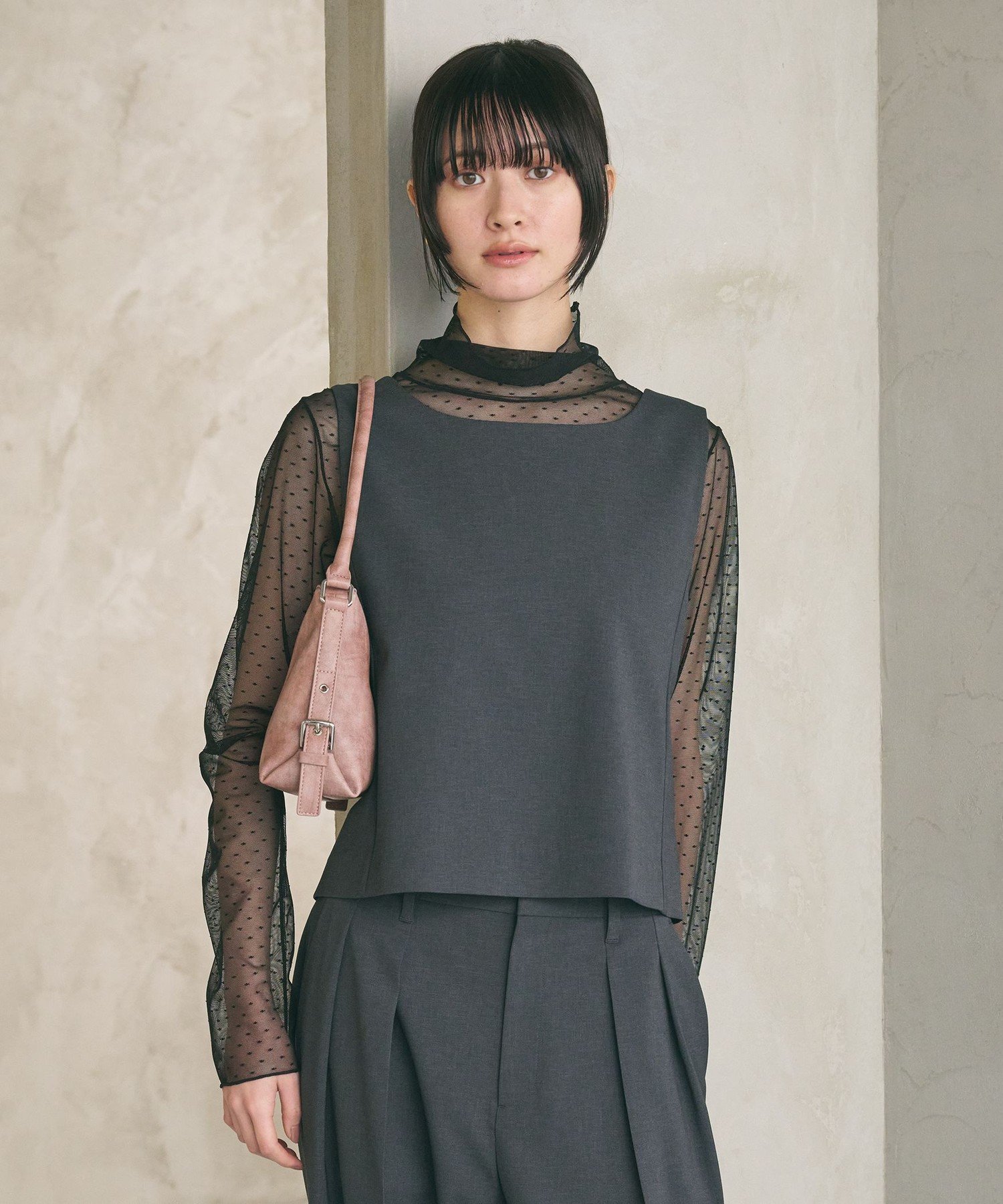 【ビューティ&ユース ユナイテッドアローズ/BEAUTY&YOUTH / UNITED ARROWS】のスクエアネック 2WAYベスト 吸水速乾 防シワ UV 人気、トレンドファッション・服の通販 founy(ファニー) 　ファッション　Fashion　レディースファッション　Fashion for Women　アウター　Coat / Outerwear Collection　トップス・カットソー　Cut & Sew Tops　ベスト&ジレ / 重ね着スタイル　Vests & Gilets　カットソー　Cut and Sewn Top　クラシック　Classic, Timeless Style　コンパクト　Compact, Small Size　吸水　Absorbent, Quick-Dry　ジャケット　Jacket, Outerwear　スクエア　Square, Square Shape　ツイル　Twist, Twisted Detail　デニム　Denim, Jeans Material　ドレープ　Drape, Draping Fabric　ベスト　Vest, Waistcoat　メランジ　Melange, Mixed Yarn　ワイド　Wide, Wide Fit　おすすめ　Recommended / Our Picks　 other-1|ID: prp329100004867392 ipo3291000000036257717