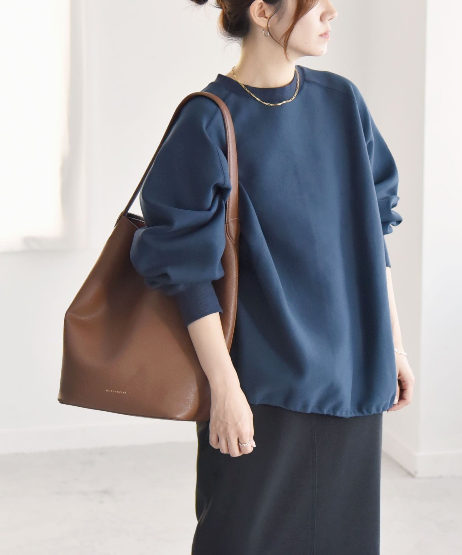 【シップス フォー ウィメン/SHIPS】のquaranciel 洗濯機可能 ポンチ ドロスト ルーズ プルオーバー インテリア・キッズ・メンズ・レディースファッション・服の通販 founy(ファニー) 　ファッション　Fashion　レディースファッション　Fashion for Women　トップス・カットソー　Cut & Sew Tops　カジュアルプルオーバー・ニットトップス　Pullovers & Knit Tops / Casual Pullovers　洗える　Machine Washable　スウェット / スエット　Sweatshirt, Sweatwear　スクエア　Square, Square Shape　バランス　Balance, Style Balance　ビッグ　Big, Oversized　ボトム　Bottoms, Lower Wear　リラックス　Relax, Relaxed Fit　ルーズ　Loose, Oversized　おすすめ　Recommended / Our Picks　2026年　2026　ネイビー|ID: prp329100004867889 ipo3291000000036264881