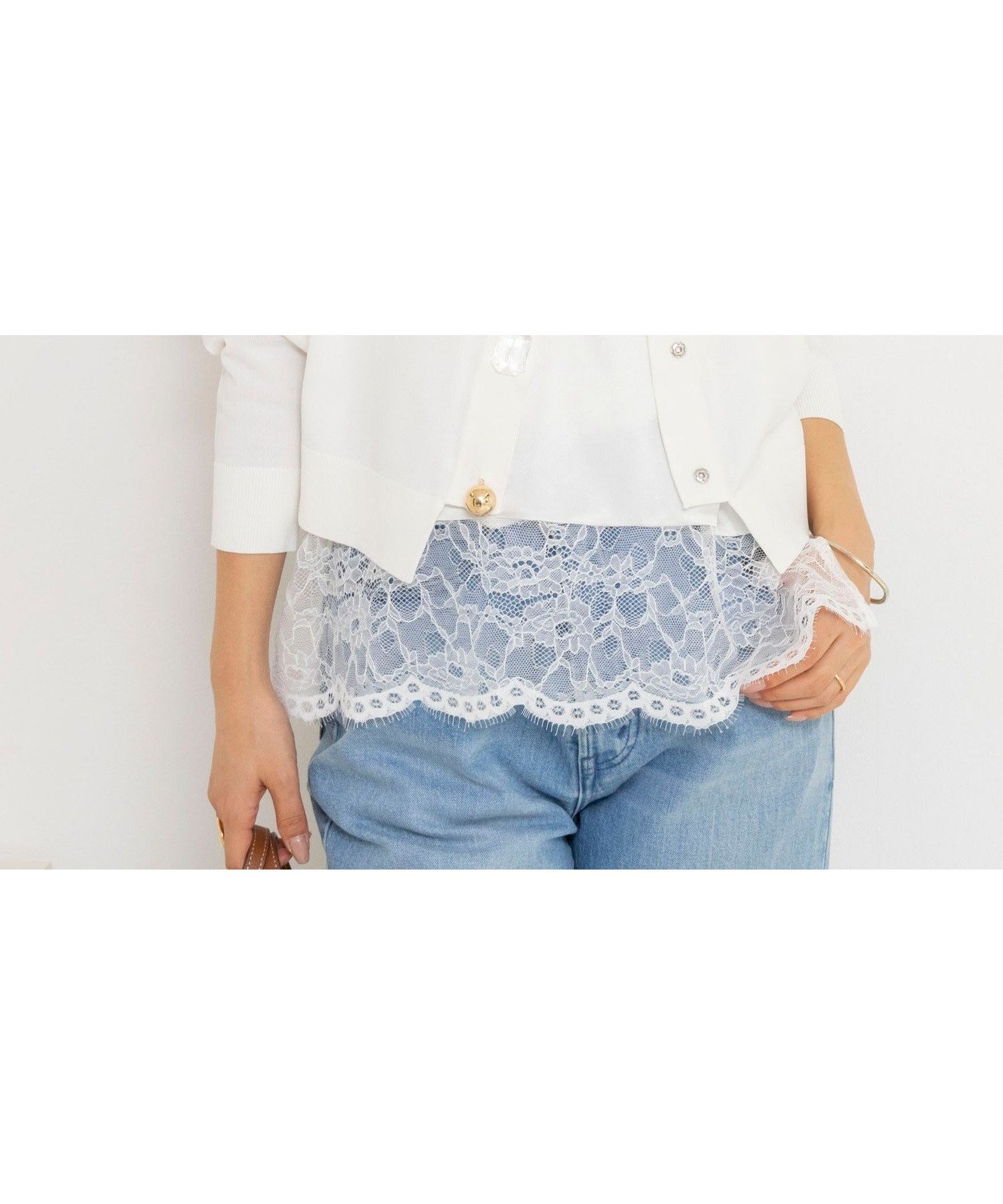 【ノーリーズ/NOLLEY'S】の《手洗い可能》ランダムビジューカーディガン インテリア・キッズ・メンズ・レディースファッション・服の通販 founy(ファニー) 　ファッション　Fashion　レディースファッション　Fashion for Women　トップス・カットソー　Cut & Sew Tops　カーディガン・羽織り　Layered Style Cardigans　カーディガン　Cardigan, Knitwear　コンパクト　Compact, Small Size　デニム　Denim, Jeans Material　トレンド　Trend, Trending Now　ビジュー　Bijou, Jewel-like Accent　ベビー　Baby, Babywear　レース　Lace, Lace Fabric　おすすめ　Recommended / Our Picks　夏　Summer　2026年　2026　オフホワイト|ID: prp329100004867993 ipo3291000000036268378