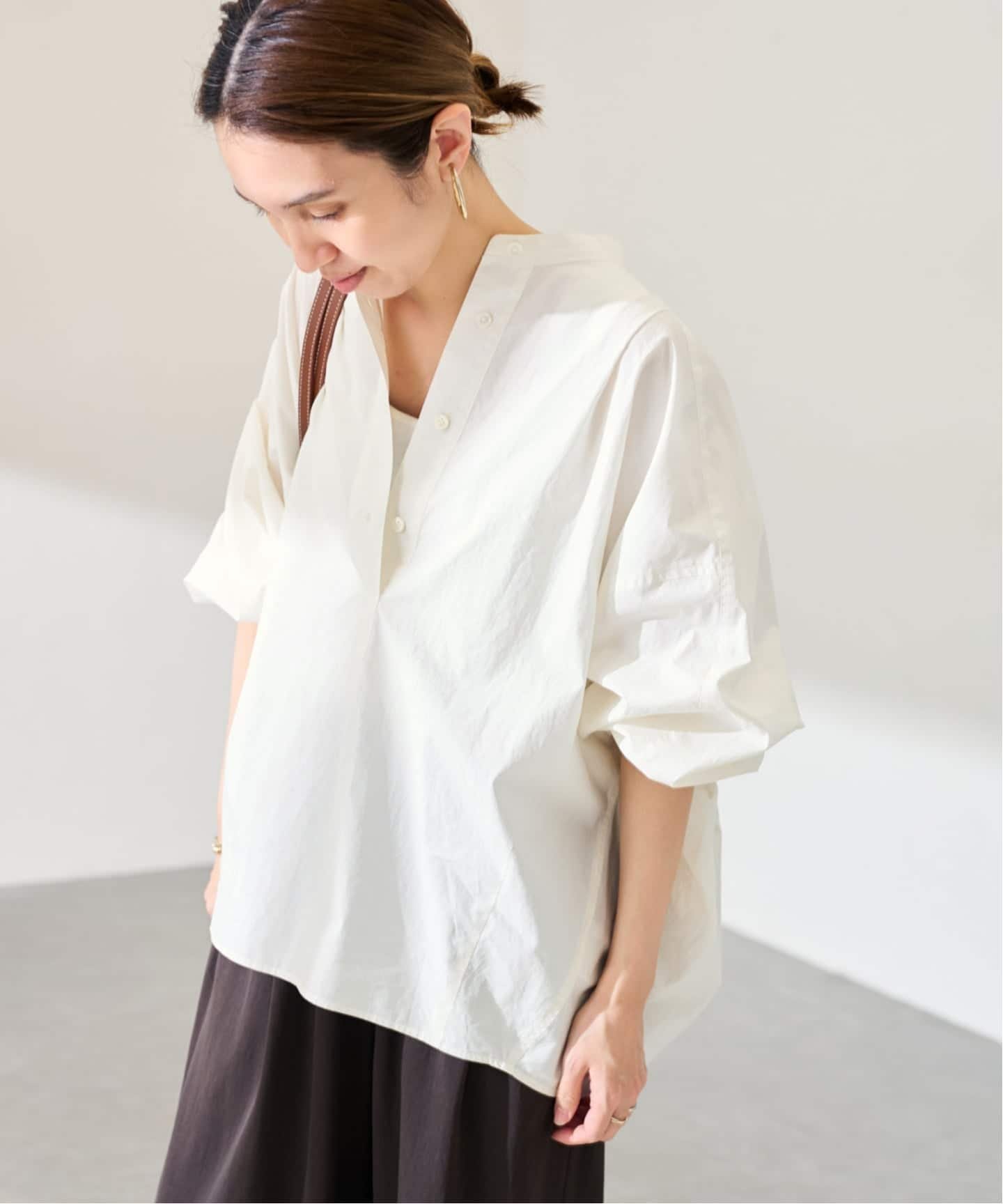 【フレームワーク/FRAMeWORK】の≪追加≫タイプライターコクーンブラウス インテリア・キッズ・メンズ・レディースファッション・服の通販 founy(ファニー) 　ファッション　Fashion　レディースファッション　Fashion for Women　トップス・カットソー　Cut & Sew Tops　シャツ・ブラウス・オフィスカジュアル　Elegant Blouses & Button-Ups　シンプル　Simple, Minimal　タイプライター　Typewriter Fabric, Crisp Cotton　フォルム　Silhouette, Form　ワッシャー　Washer, Crinkled Finish　ホワイト|ID: prp329100004868002 ipo3291000000036268489