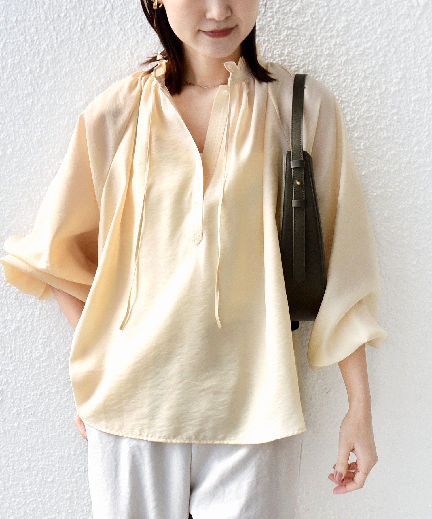 【シップス フォー ウィメン/SHIPS】の手洗い可能 シアー タンブラー リボン デザイン 長袖 ブラウス インテリア・キッズ・メンズ・レディースファッション・服の通販 founy(ファニー) ファッション Fashion レディースファッション Fashion for Women トップス・カットソー Cut & Sew Tops シャツ・ブラウス・オフィスカジュアル Elegant Blouses & Button-Ups イエロー Yellow ギャザー Gathered, Ruffled シアー Sheer, See-Through シンプル Simple, Minimal ジャケット Jacket, Outerwear スキッパー Skipper, Open Collar タンブラー Tumbler, Travel Mug ダウン Down, Puffer デニム Denim, Jeans Material ドレープ Drape, Draping Fabric 長袖 Long Sleeve, Full Sleeve フリル Frill, Ruffle ボトム Bottoms, Lower Wear ポケット Pocket, Pocket Detail リボン Ribbon, Bow おすすめ Recommended / Our Picks ビジネス 仕事 通勤 Business / Work / Commuting 2026年 2026 ライトイエロー|ID: prp329100004868022 ipo3291000000036268942