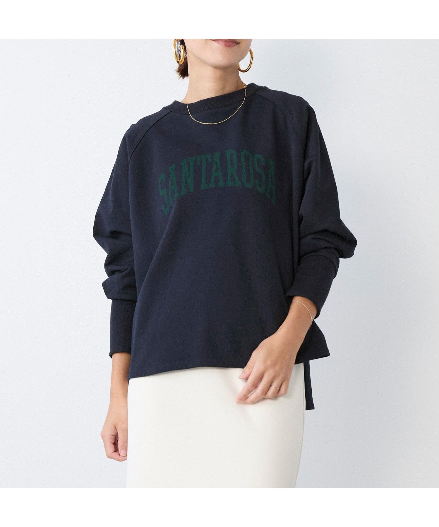 【マイカ ディール/MICA & DEAL】のSANTAROSA ラグランスリーブロゴスウェット インテリア・キッズ・メンズ・レディースファッション・服の通販 founy(ファニー) 　ファッション　Fashion　レディースファッション　Fashion for Women　トップス・カットソー　Cut & Sew Tops　レディースパーカー・カジュアルフーディー　Casual Hoodies & Sweatshirts　スウェット・クルーネックトップス　Sweatshirts & Crewnecks / Relaxed Fit Sweat Tops　インナー　Innerwear　春　Spring　カリフォルニア　California, Cali Style　カーゴパンツ　Cargo Pants, Utility Pants　スウェット / スエット　Sweatshirt, Sweatwear　スニーカー　Sneakers, Trainers　トレンド　Trend, Trending Now　長袖　Long Sleeve, Full Sleeve　ハイネック　High Neck, Mock Neck　プリント　Print, Printed Pattern　プリーツ　Pleats, Pleated　ロング　Long, Long-Length　2026年　2026　D/NAVY|ID: prp329100004868091 ipo3291000000036270306